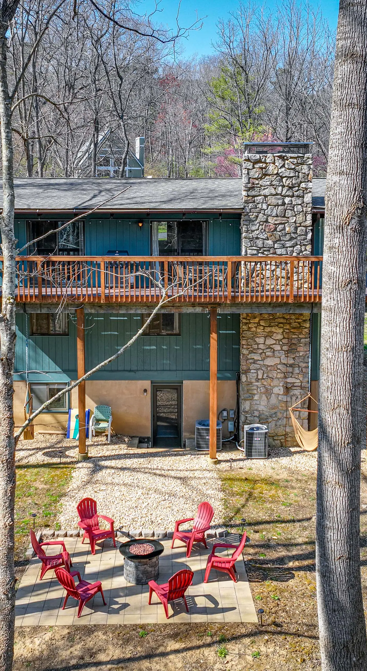 McGaheysville Vacation Rental: Yard & Fire Pit!