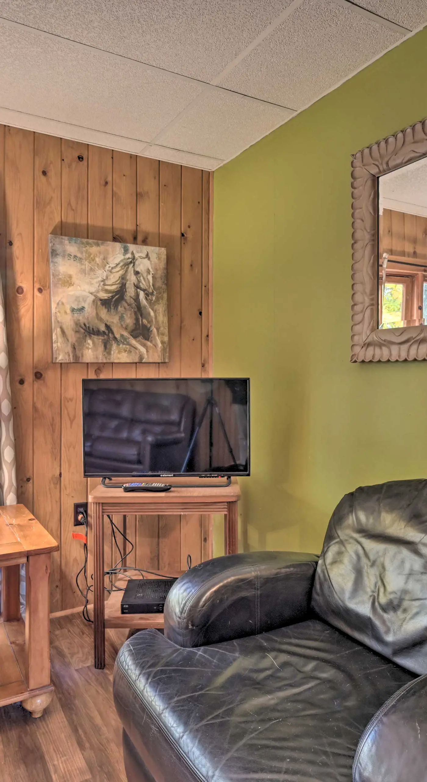 1 Mi to Raystown Lake: 'Clint Eastwood' Cabin