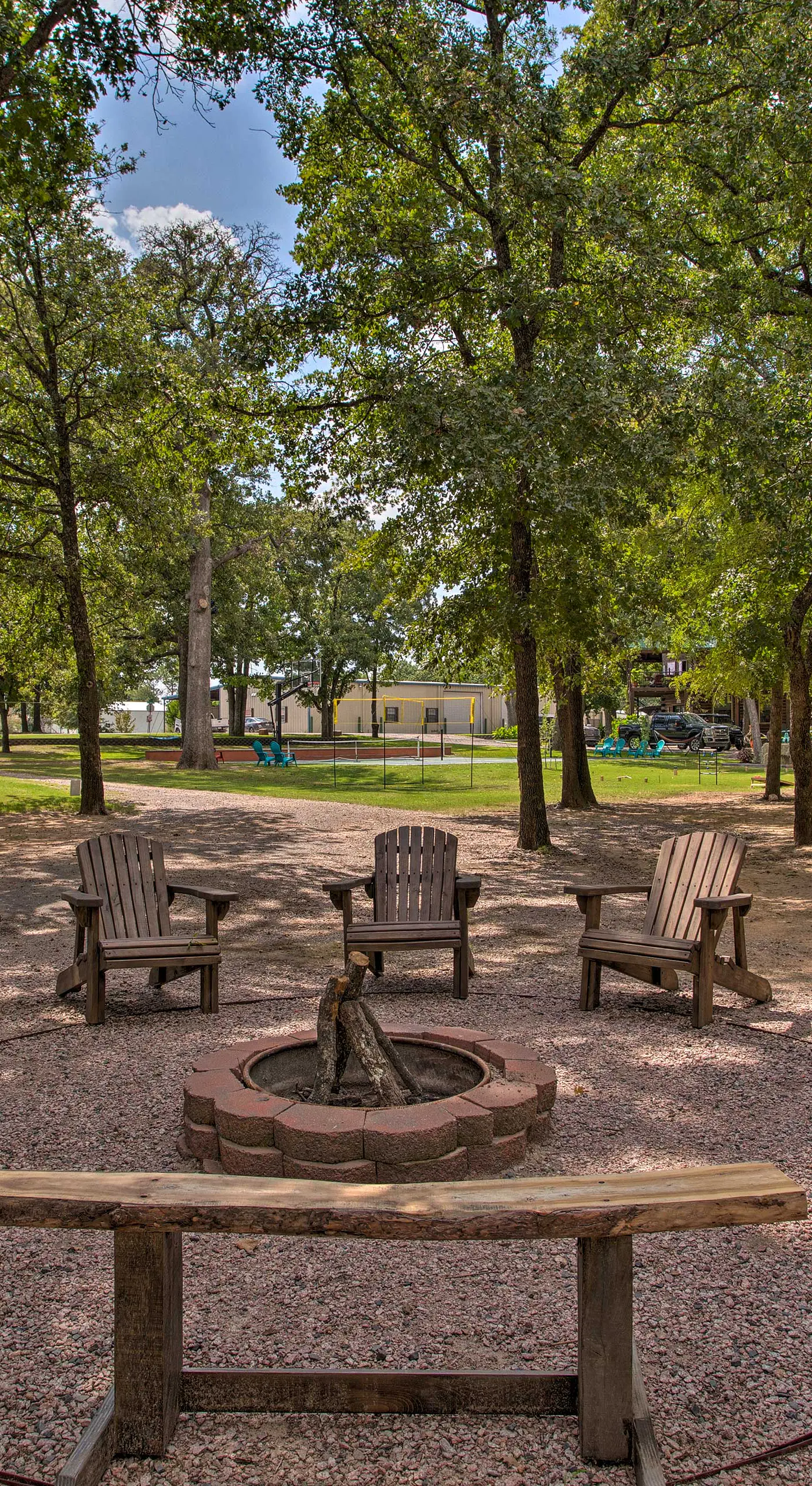 All-Encompassing Family Retreat Near Lake Texoma!