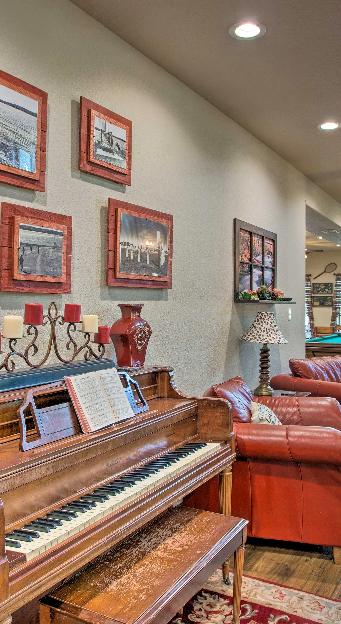 All-Encompassing Family Retreat Near Lake Texoma!
