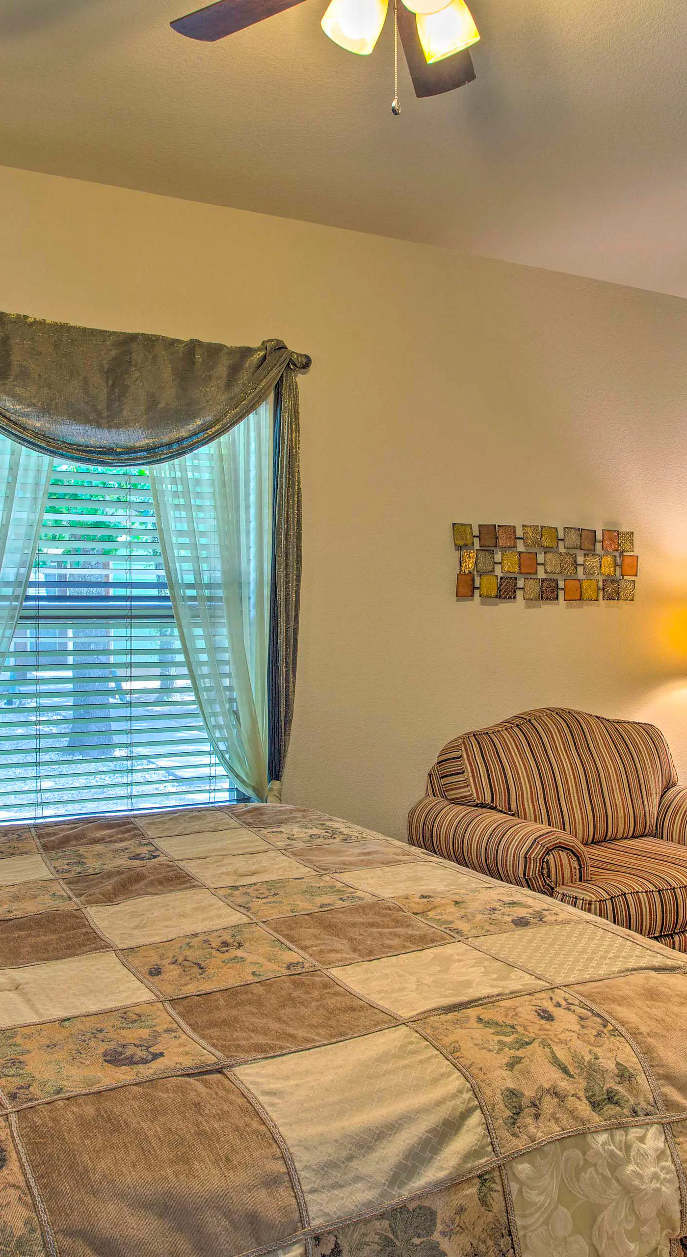 All-Encompassing Family Retreat Near Lake Texoma!