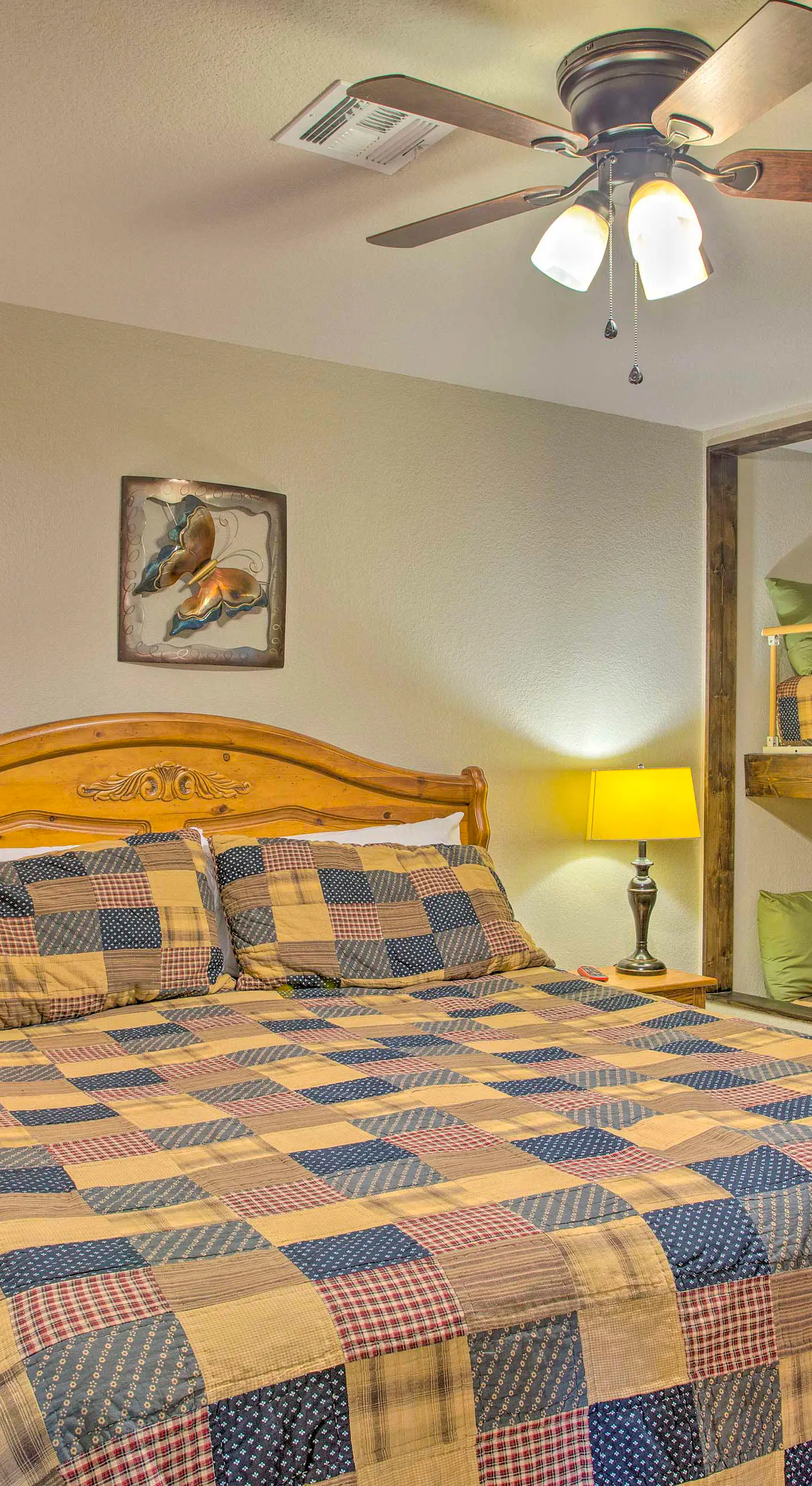 All-Encompassing Family Retreat Near Lake Texoma!