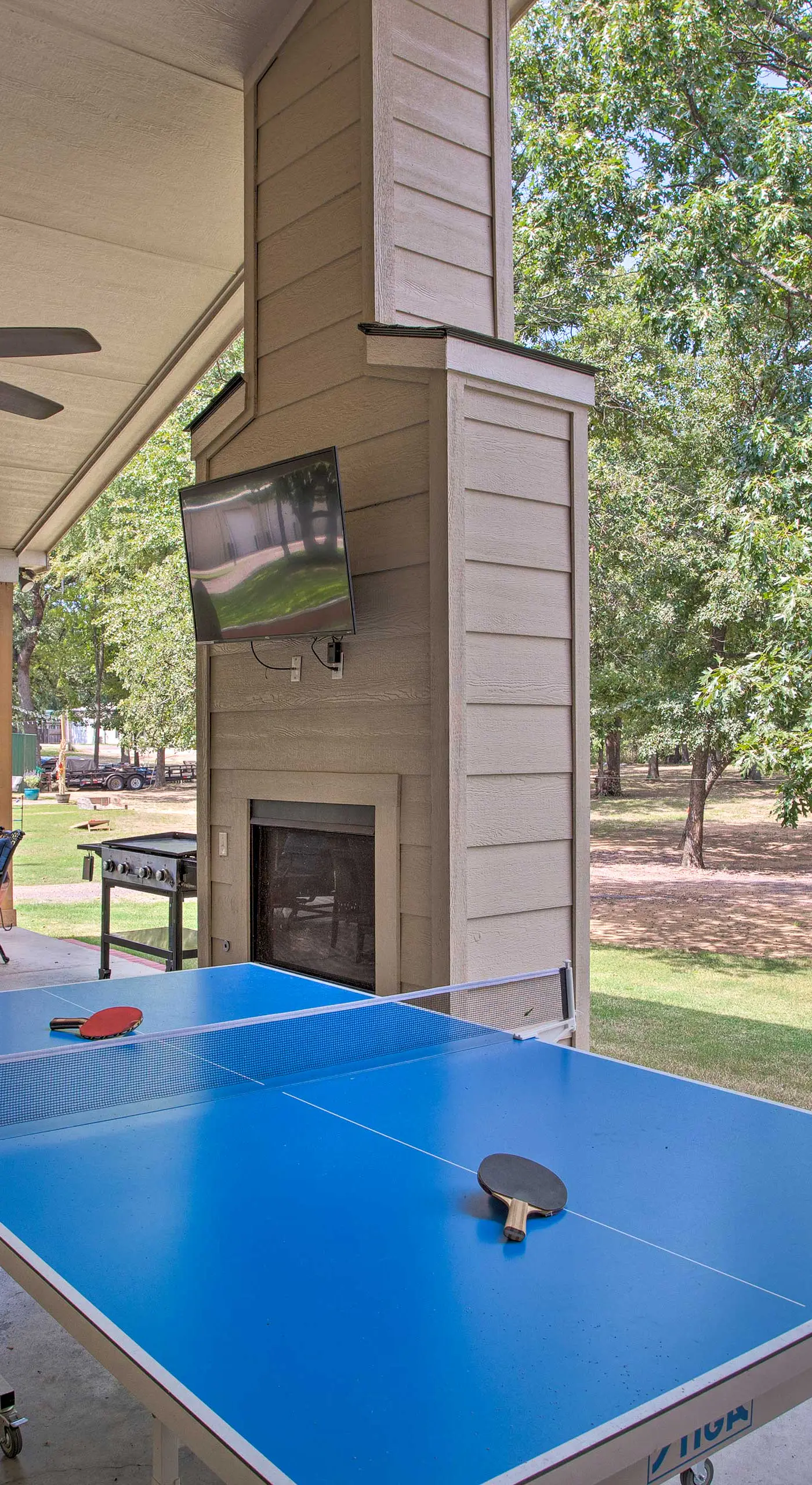 All-Encompassing Family Retreat Near Lake Texoma!