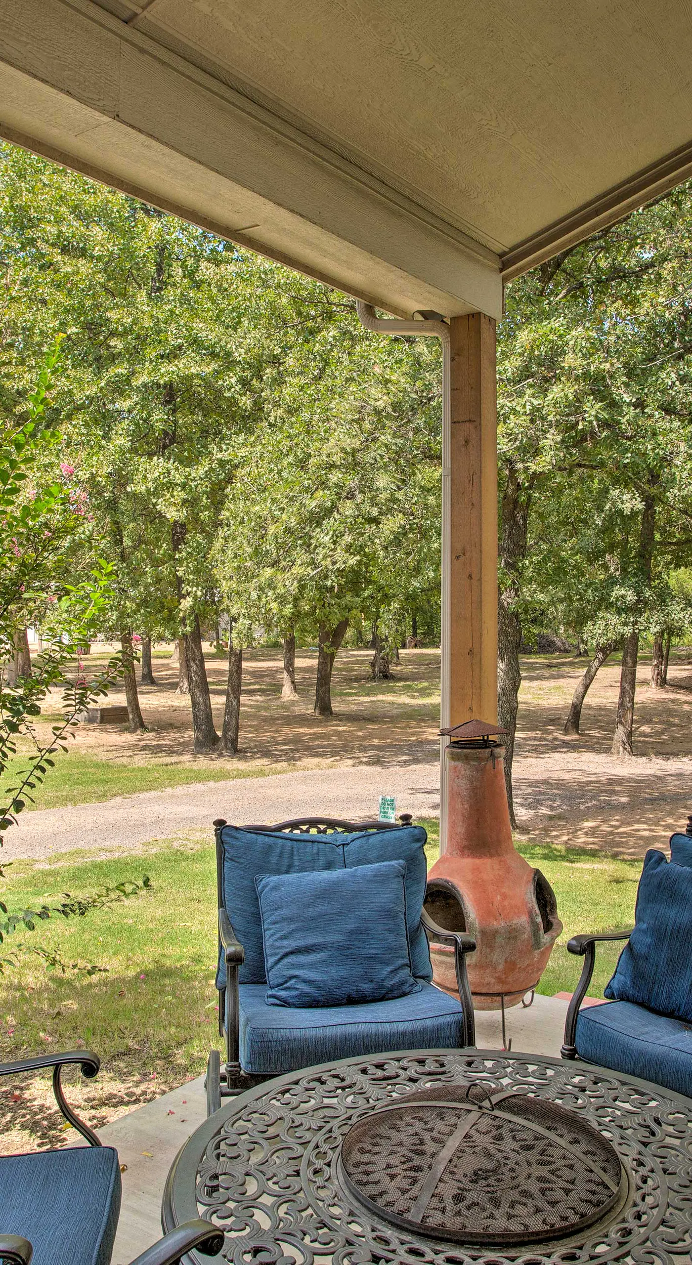All-Encompassing Family Retreat Near Lake Texoma!