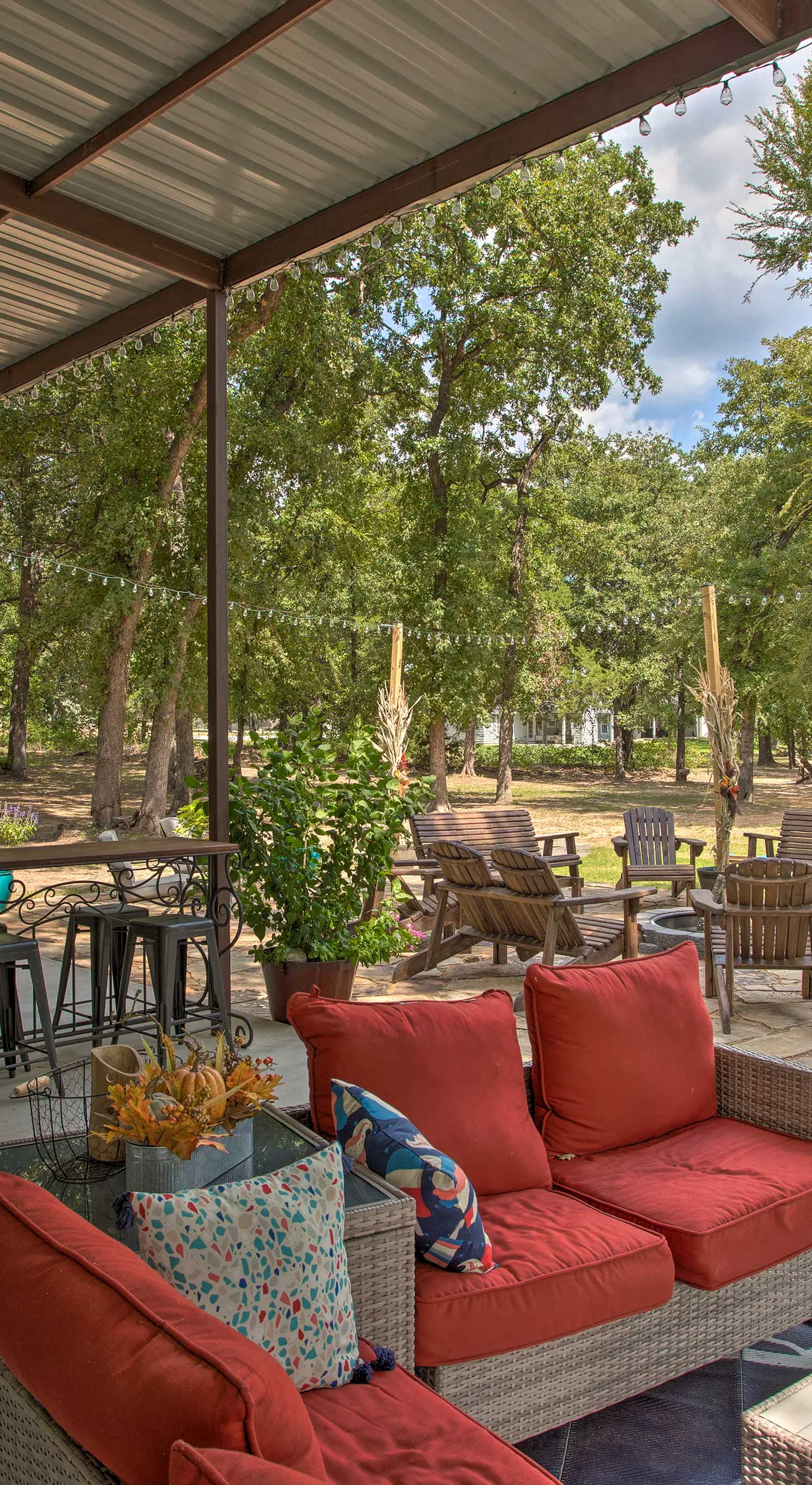 All-Encompassing Family Retreat Near Lake Texoma!