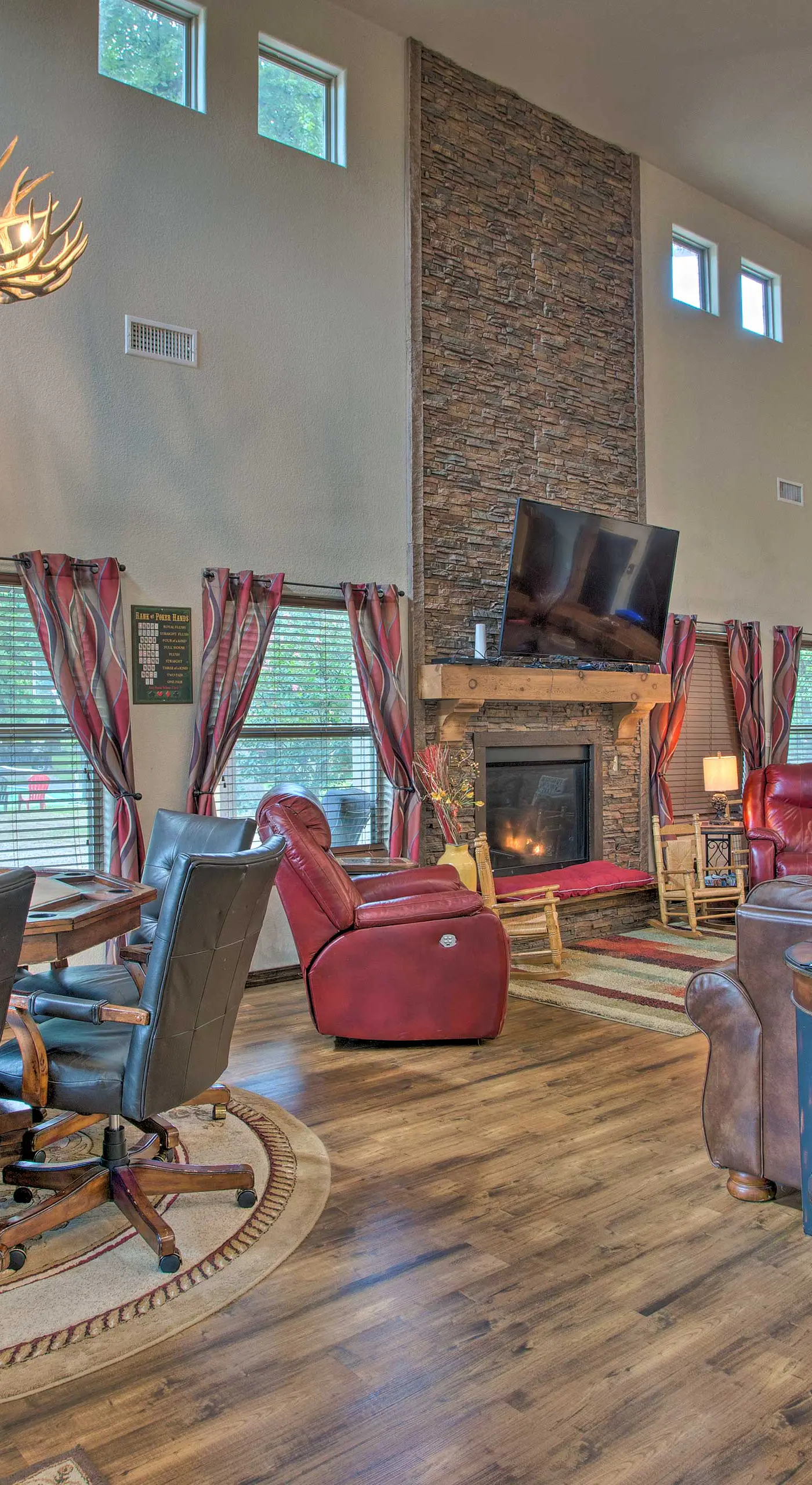 All-Encompassing Family Retreat Near Lake Texoma!