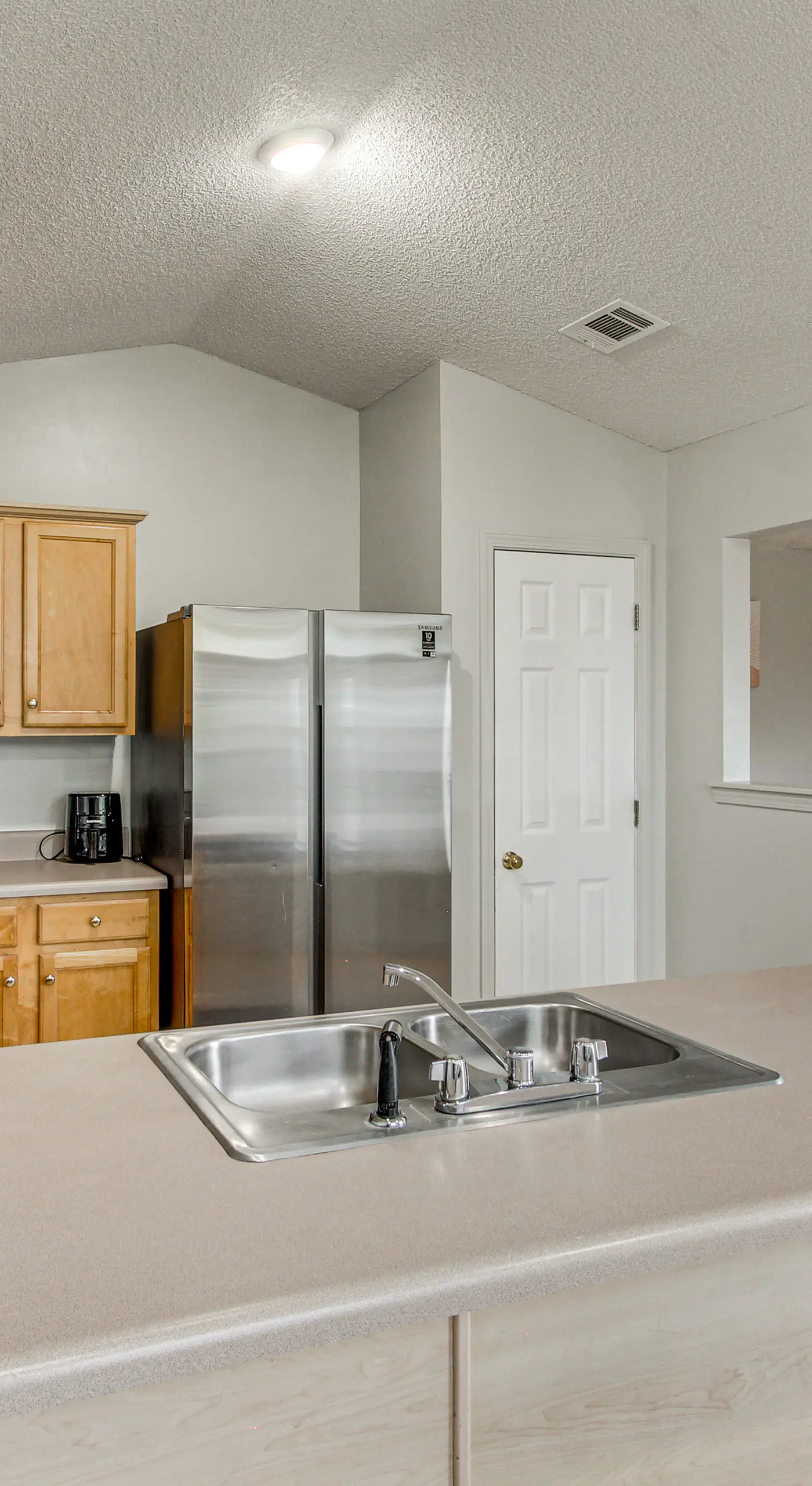Explore Gulfport Beaches: Family Home w/ Yard