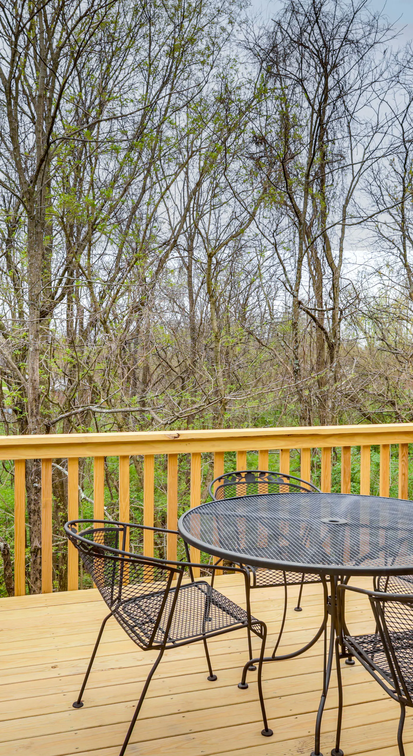 8 Mi to Ark Encounter: Family Home w/ Deck & Grill