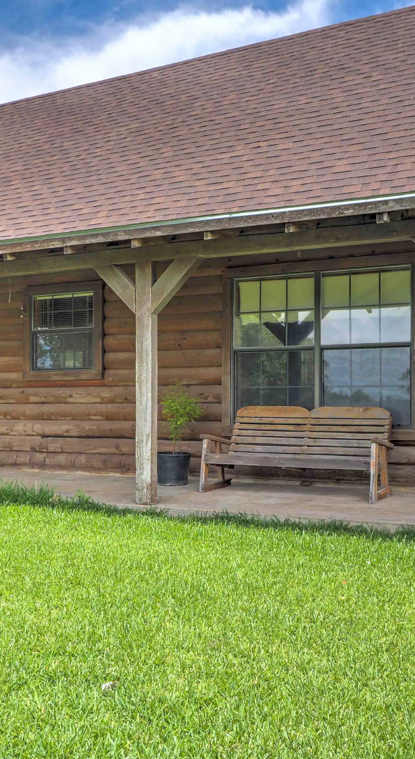 On Farm: Rustic Carmine Log Cabin w/ Porch!