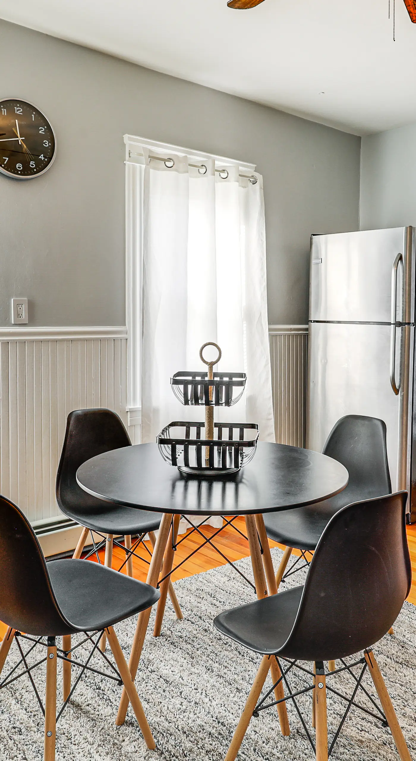 5 Mi to Brown U: Pet-Friendly Apt, Walk to Dining!