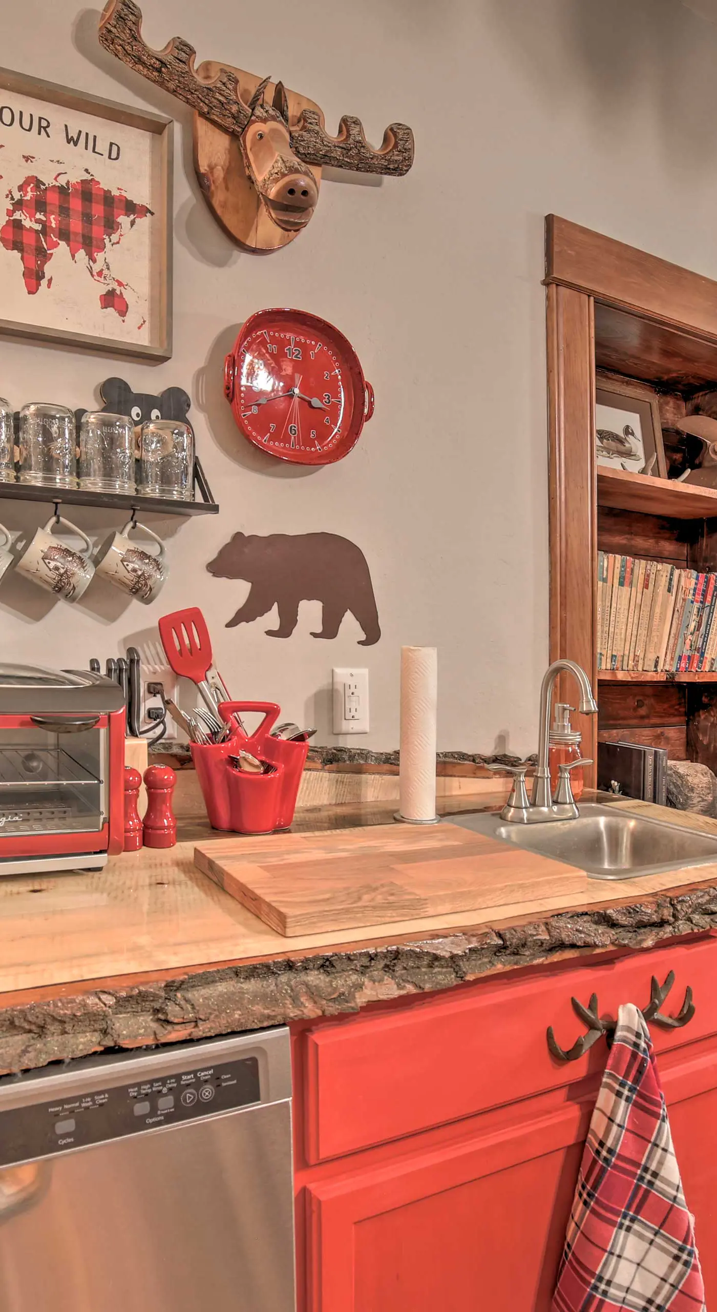 Walk to Waterfront: Dtwn Sturgeon Bay Retreat!