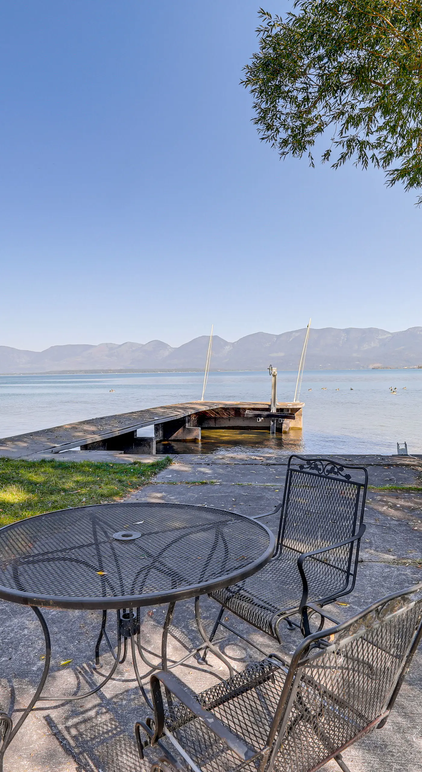Hot Tub, Views & Private Dock: Polson Haven!