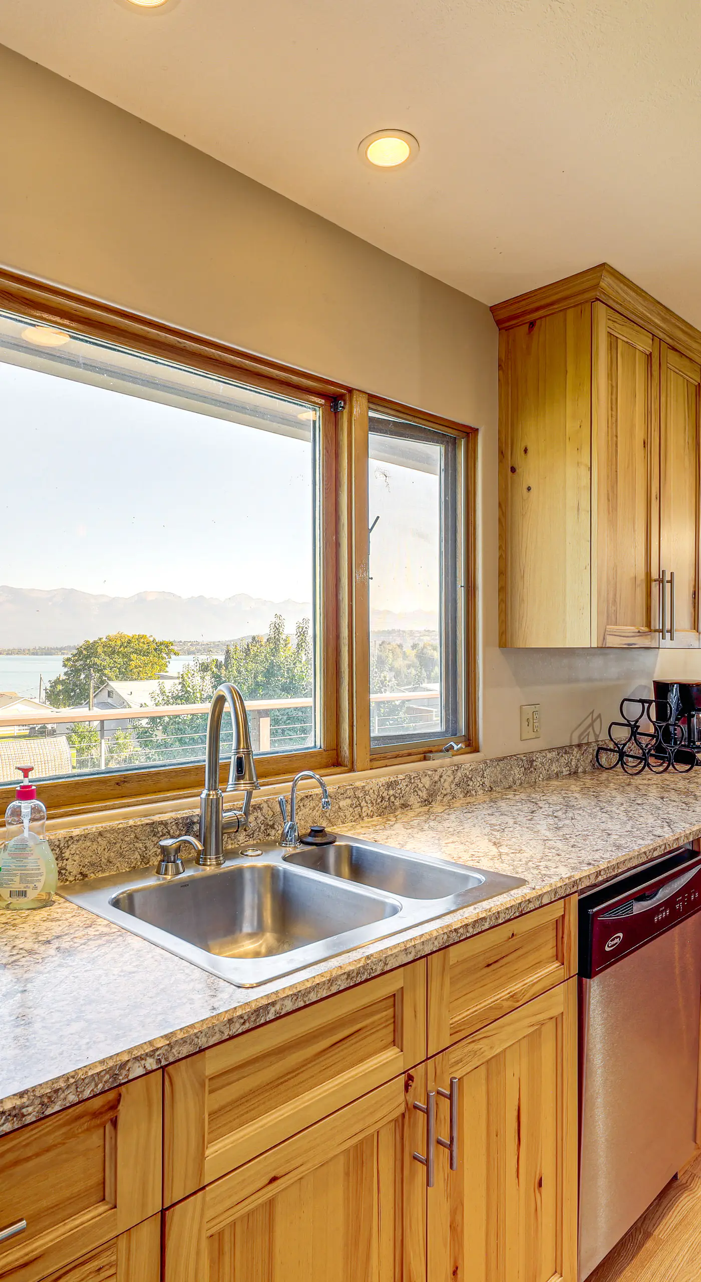 Hot Tub, Views & Private Dock: Polson Haven!