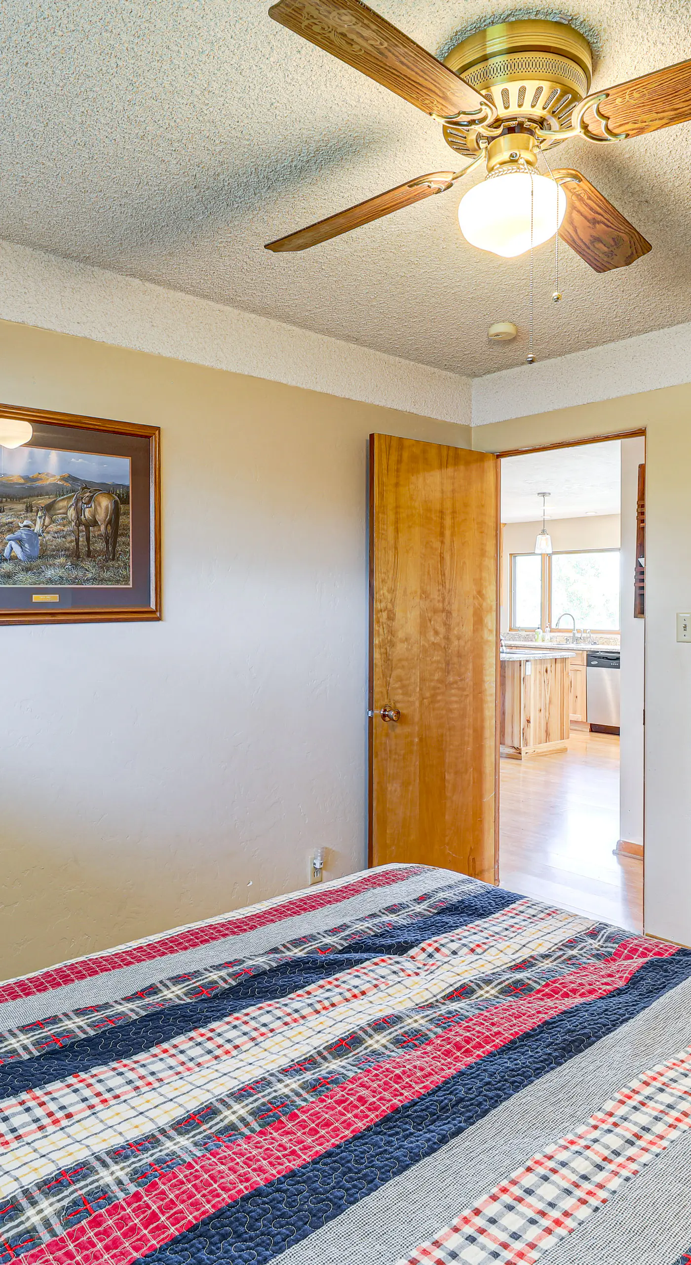 Hot Tub, Views & Private Dock: Polson Haven!