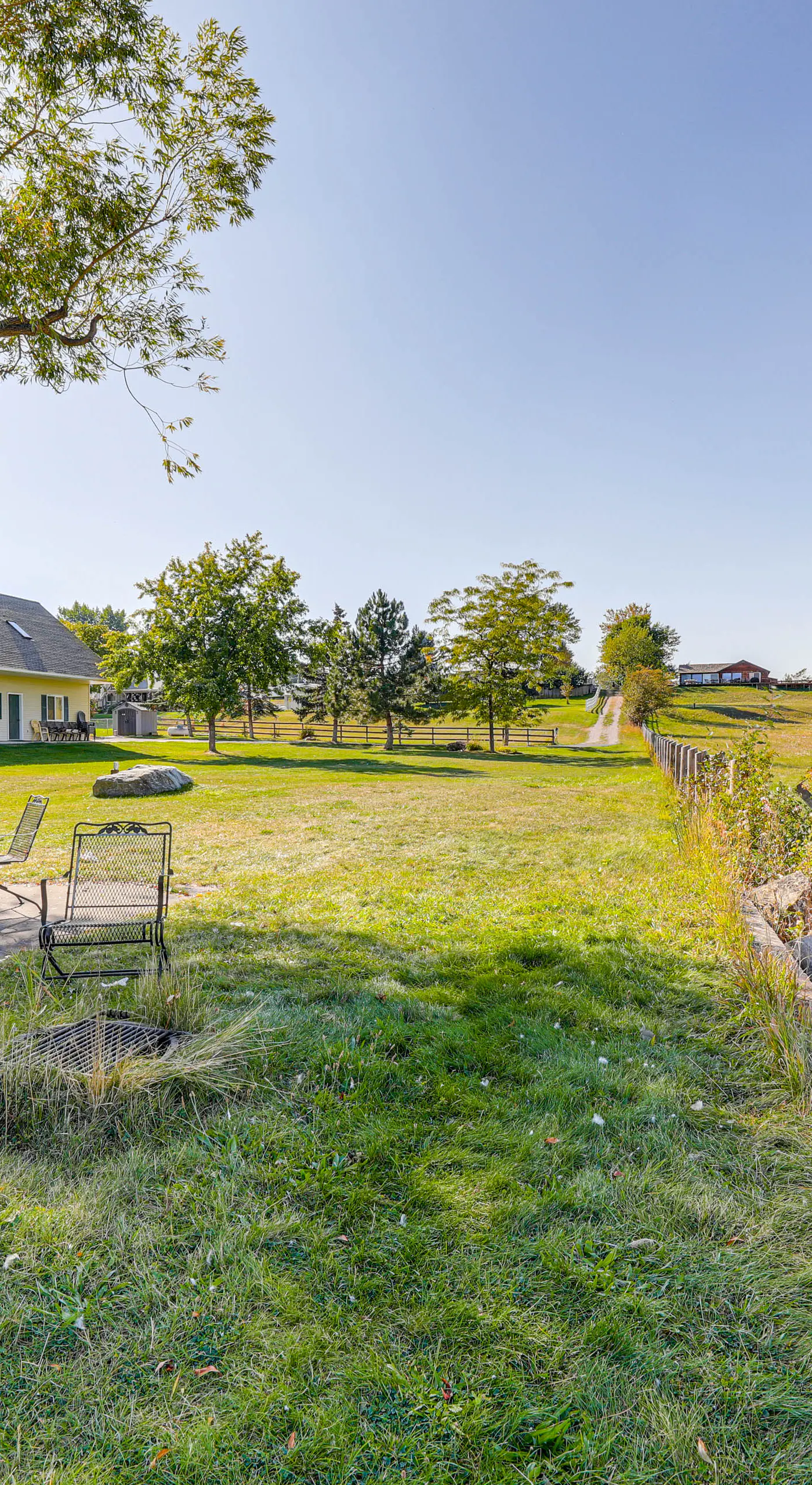 Hot Tub, Views & Private Dock: Polson Haven!