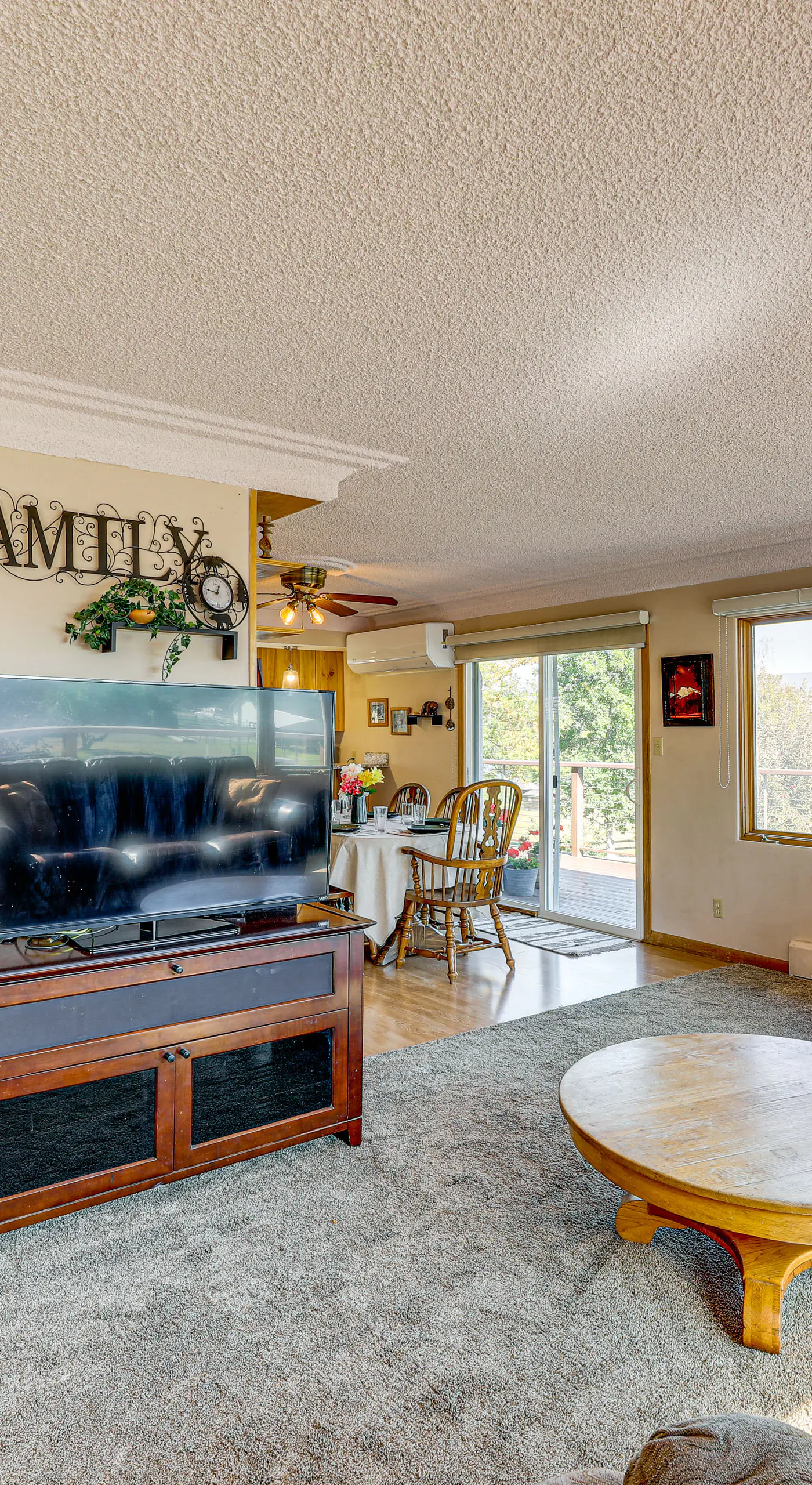 Hot Tub, Views & Private Dock: Polson Haven!