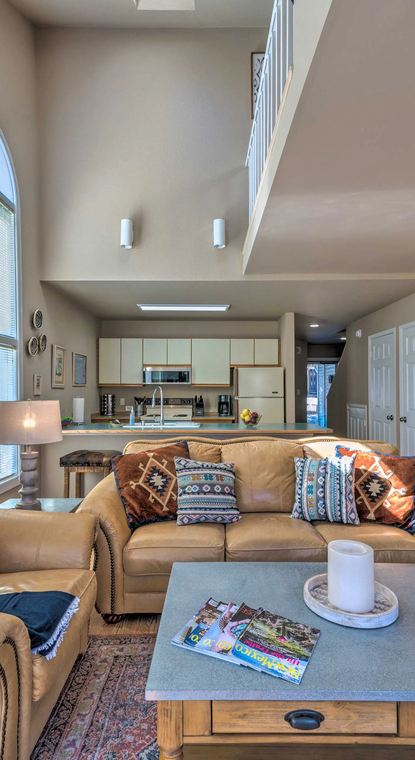 Cloudcroft Townhome w/ Deck - 1 Mi to Burro Ave!
