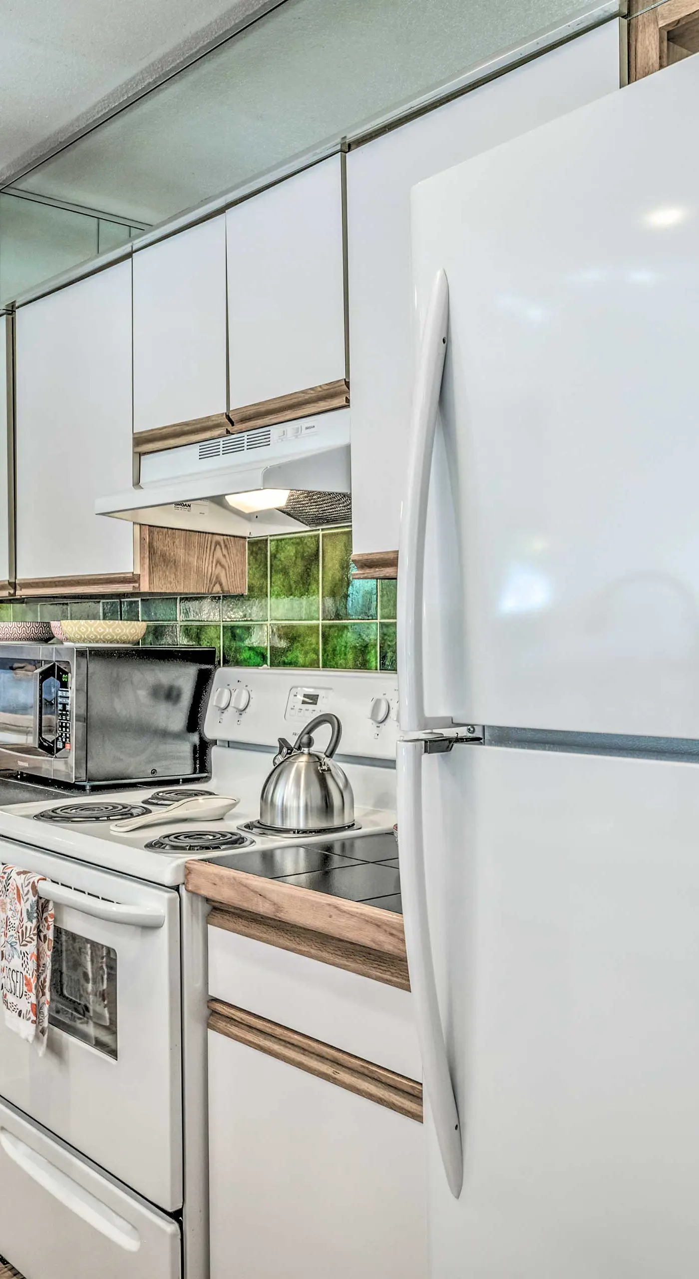 Cozy Cloudcroft Townhome ~ 1 Mi to Burro Ave!