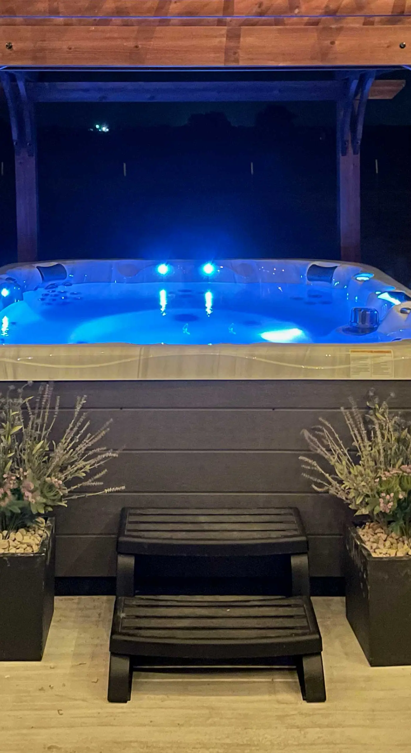 'The Copper Roost': Lake Texoma Escape w/ Hot Tub