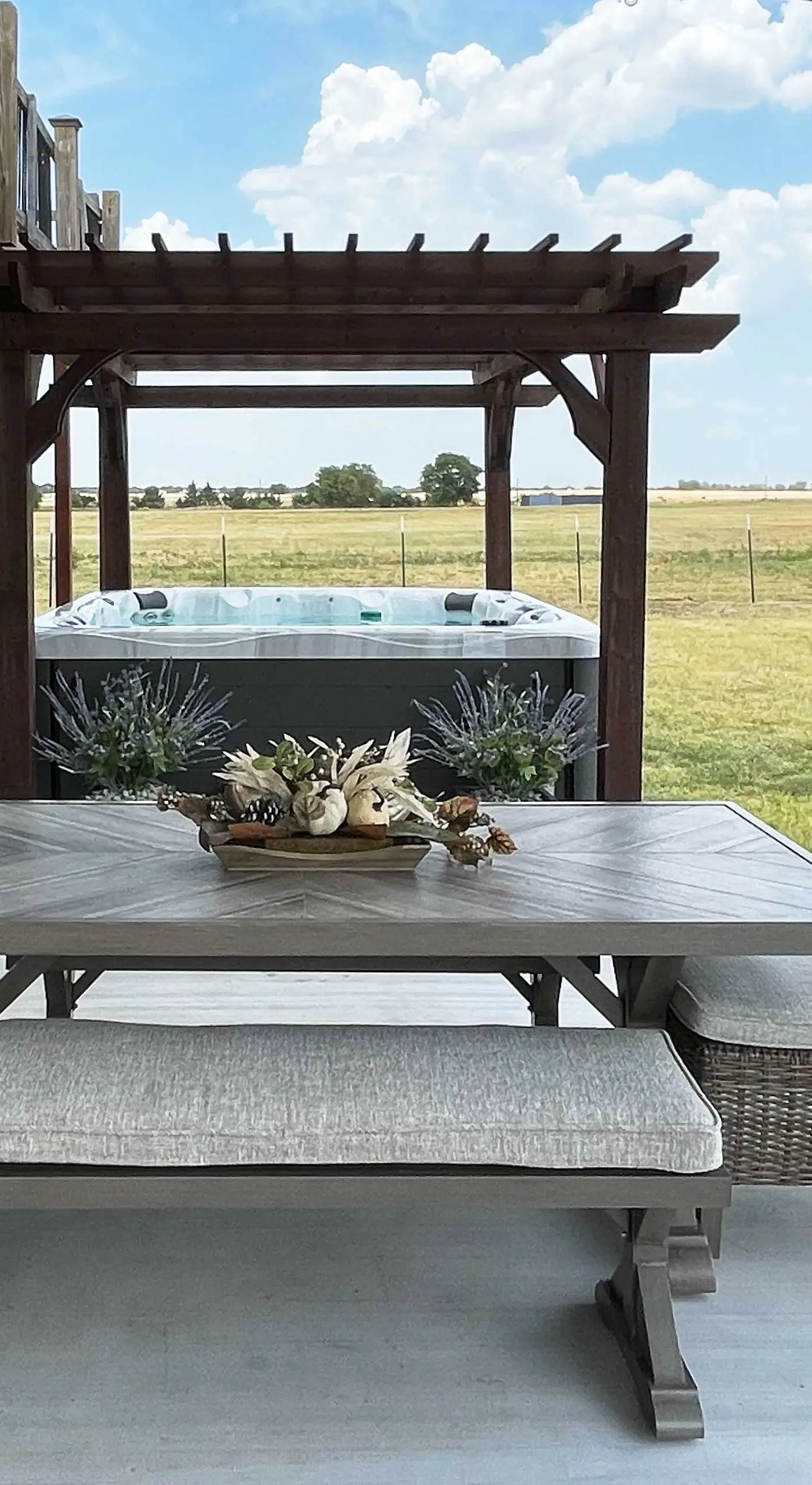 'The Copper Roost': Lake Texoma Escape w/ Hot Tub