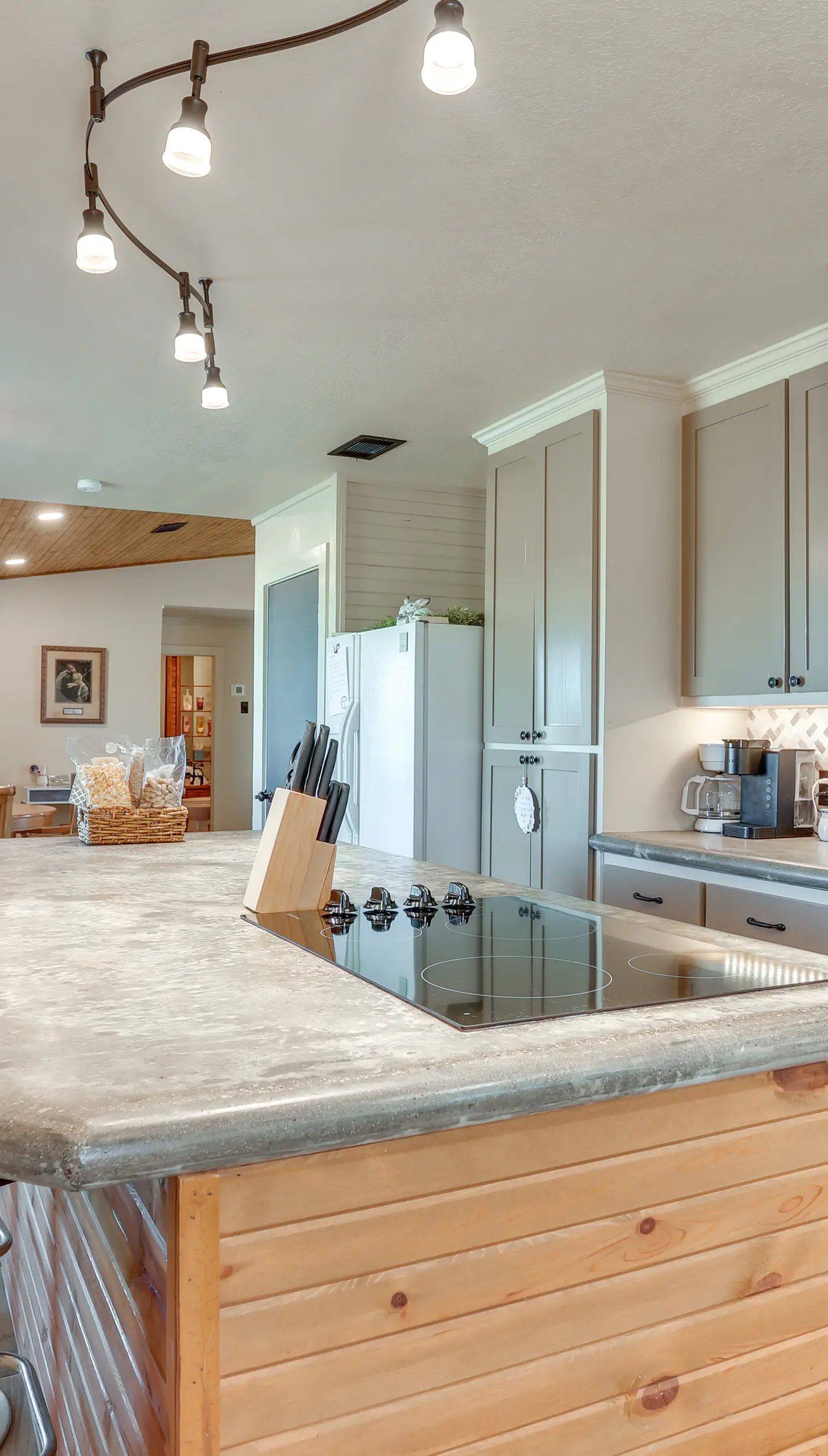 Ranch Getaway with Pool and Horse Stall Access!