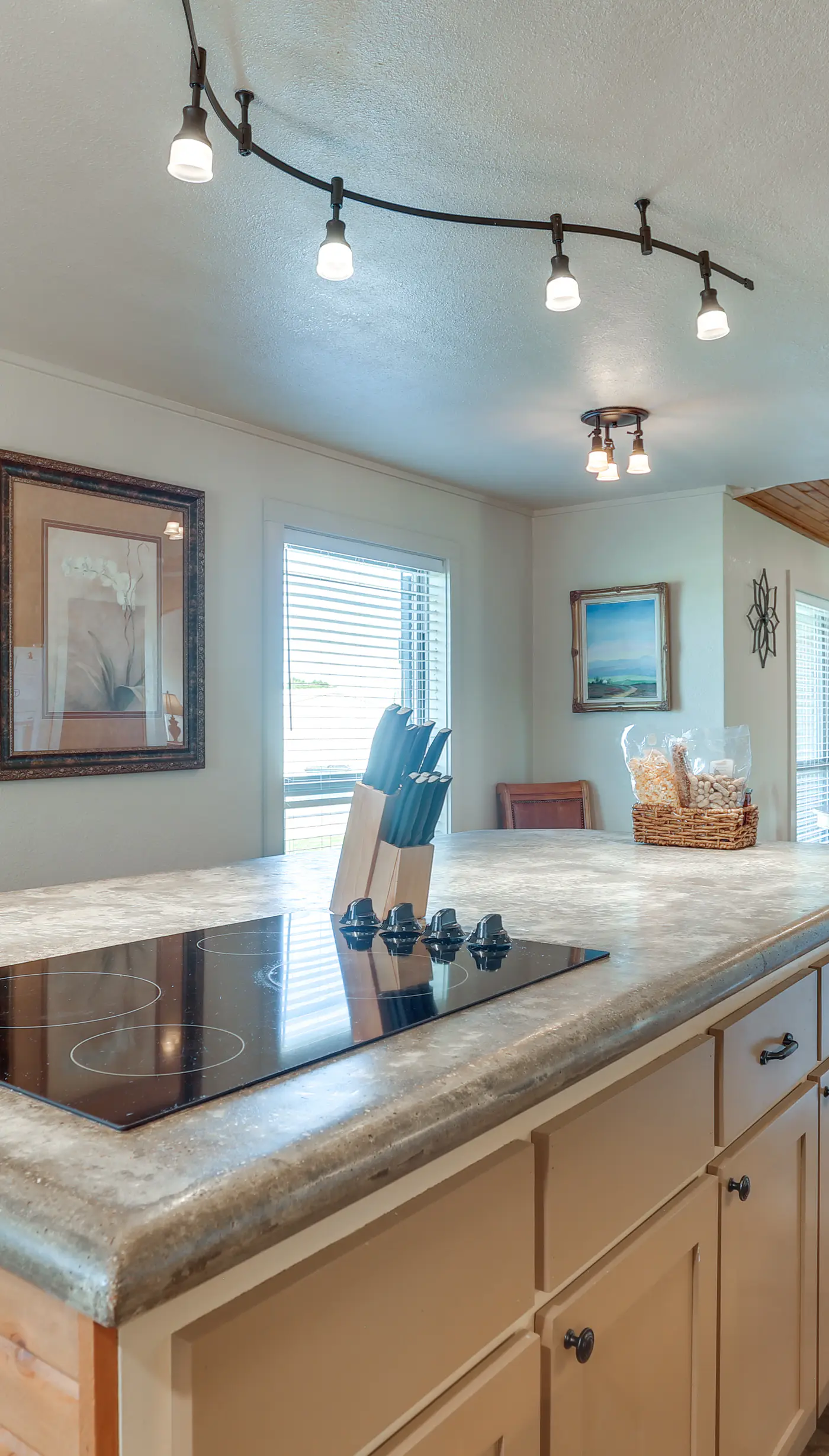 Ranch Getaway with Pool and Horse Stall Access!