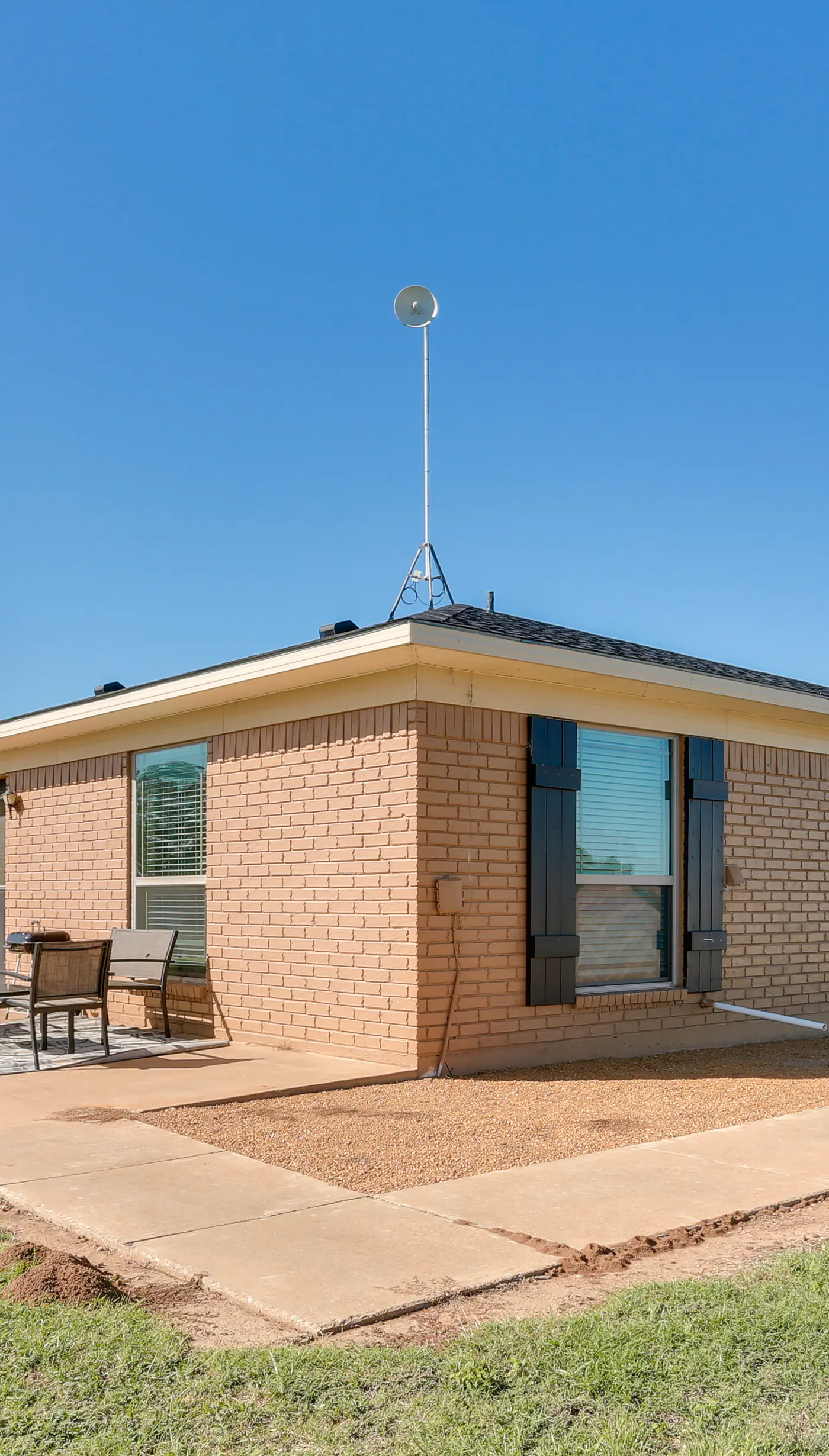 Ranch Getaway with Pool and Horse Stall Access!