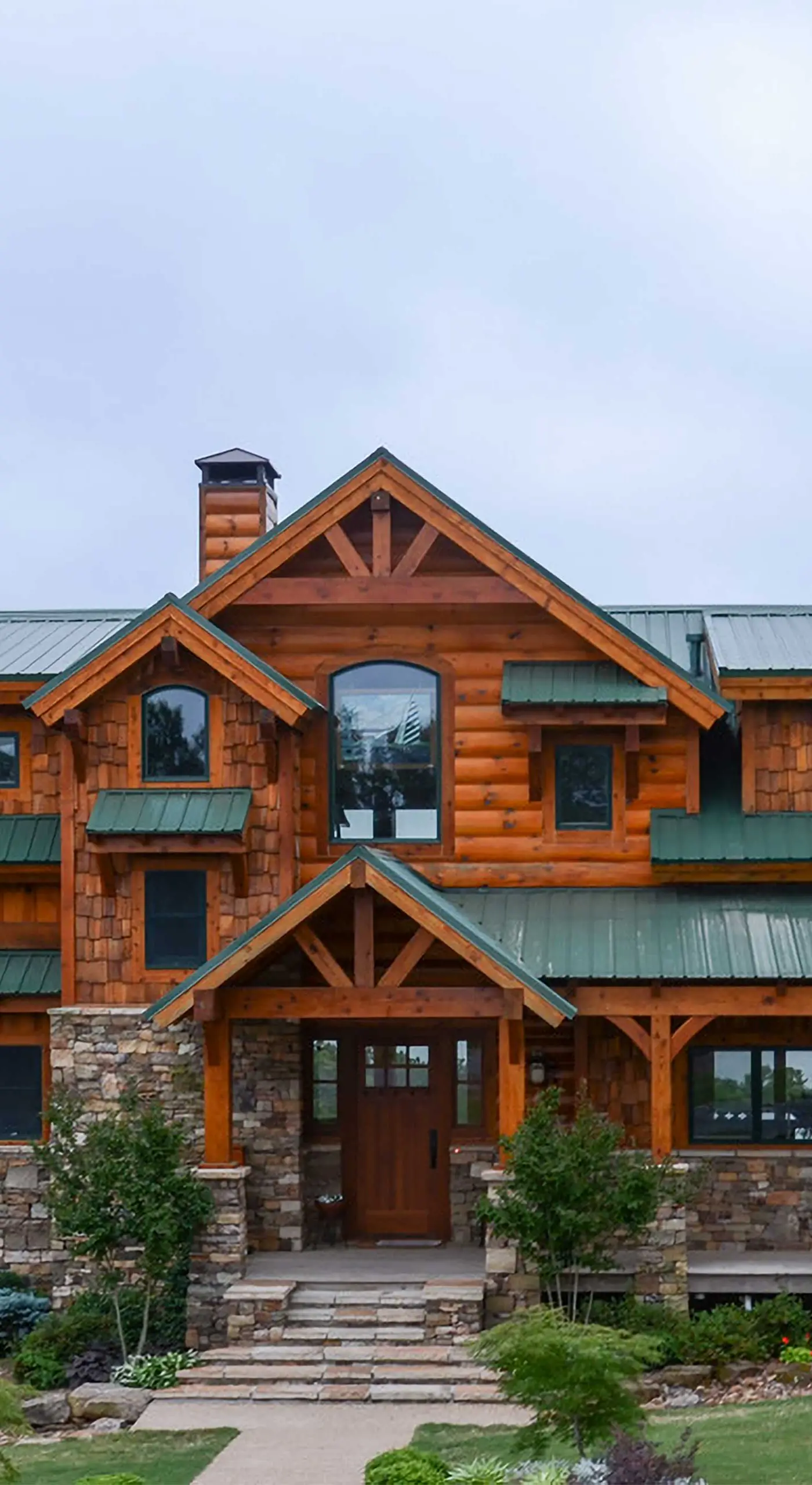 Luxury Family Retreat - Greers Ferry Lake Views!