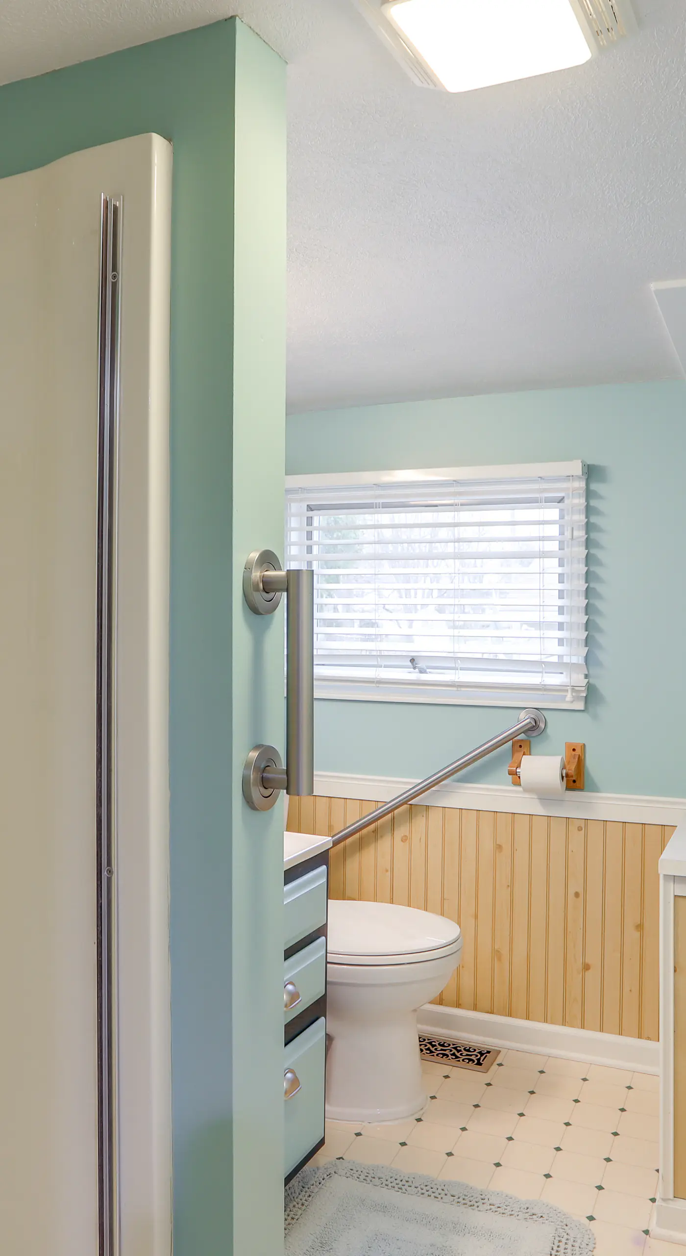 1 Block to Beach: Home w/ Hot Tub in Port Clinton!