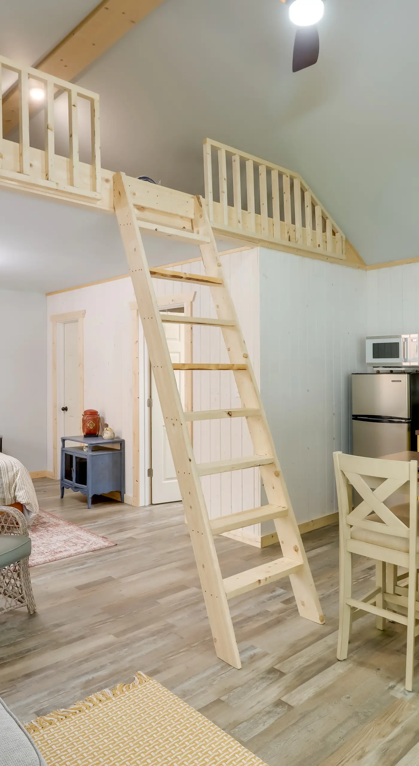 Cozy Studio Cabin ~ 1 Mi to Greers Ferry Lake!