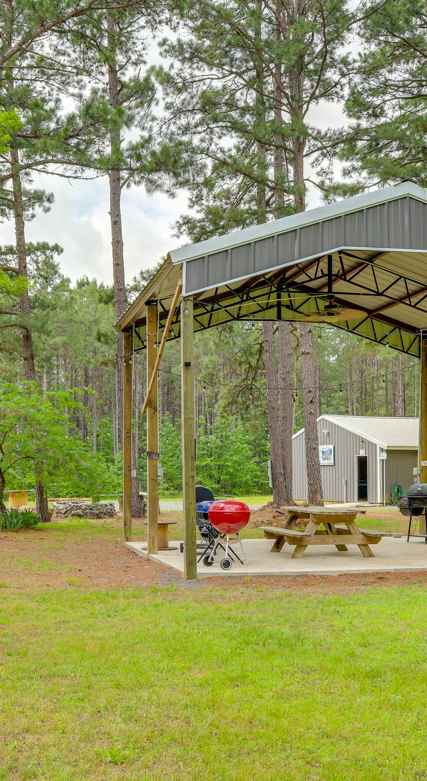Cozy Higden Studio: Close to Greers Ferry Lake!