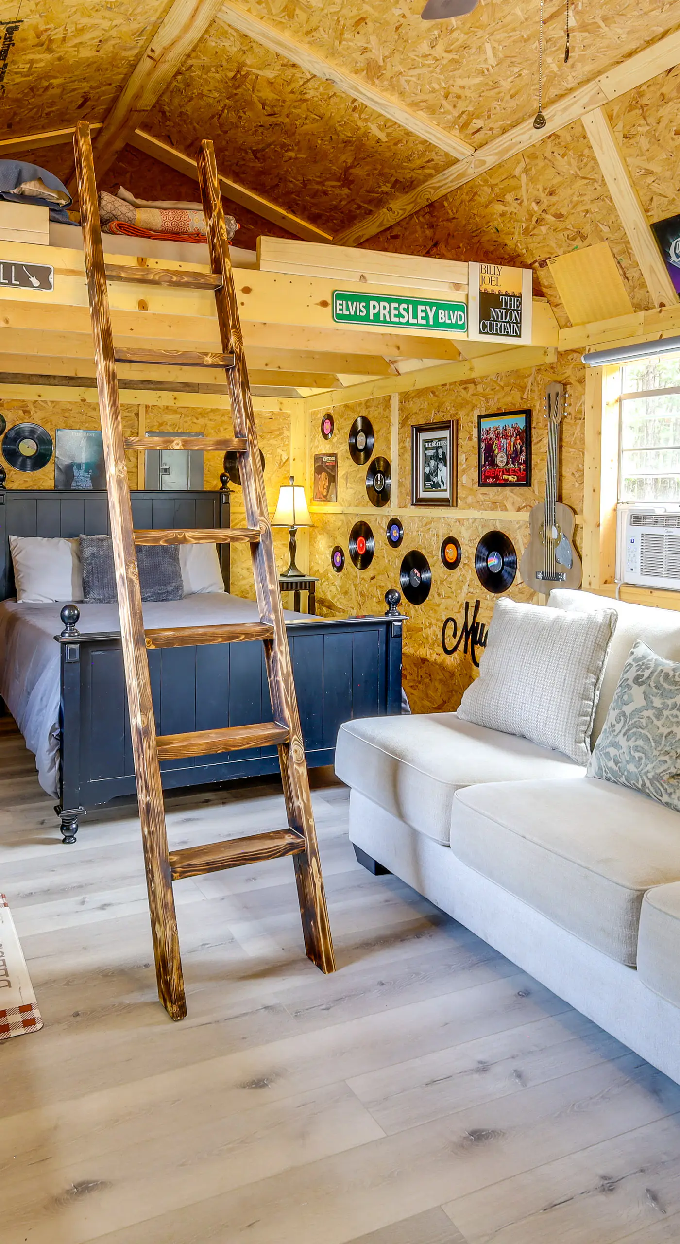 Tree-Lined Higden Retreat: Close to Parks + Trails