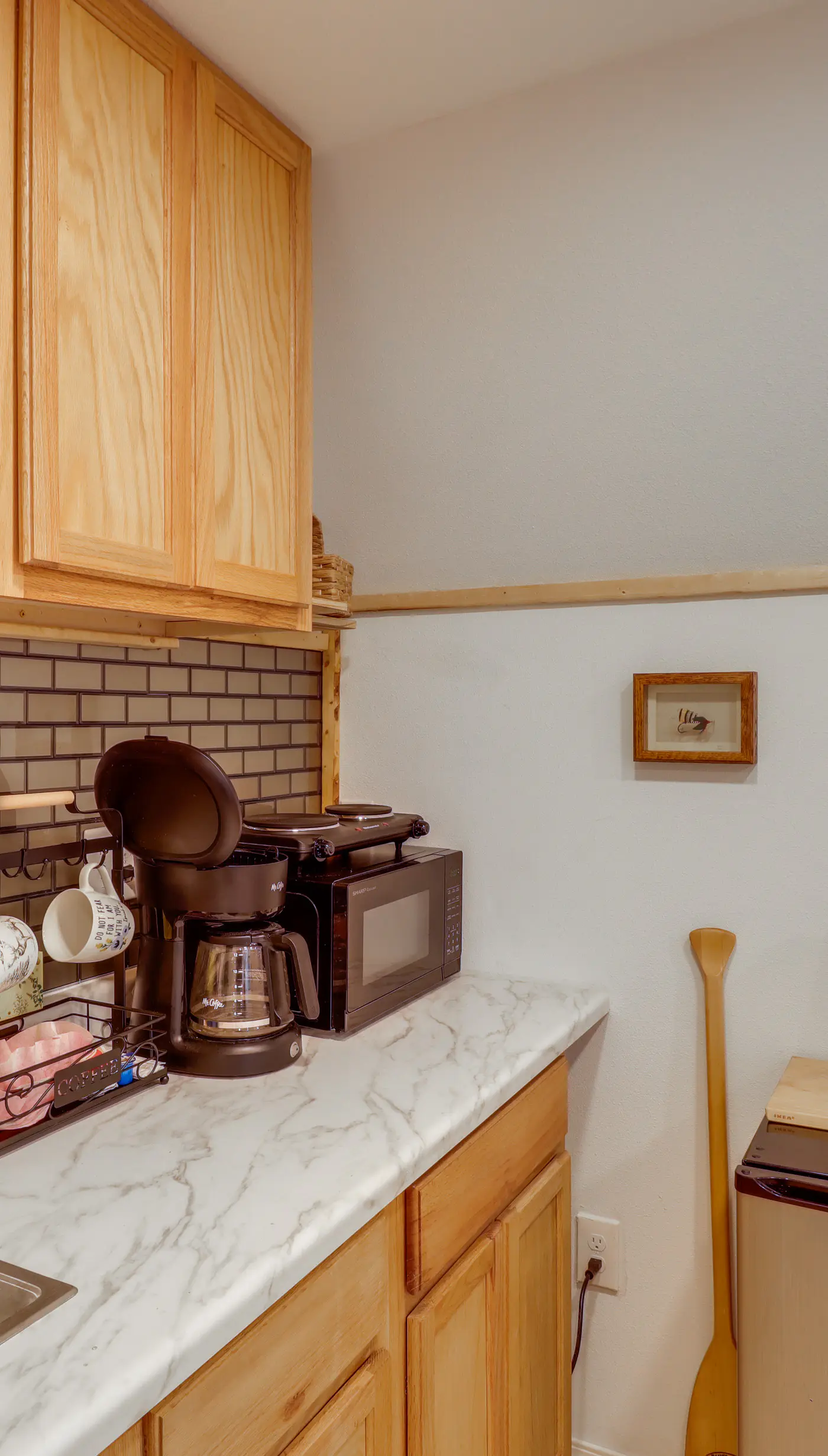 Higden Studio w/ Shared Patio, Yard Games, Grills!