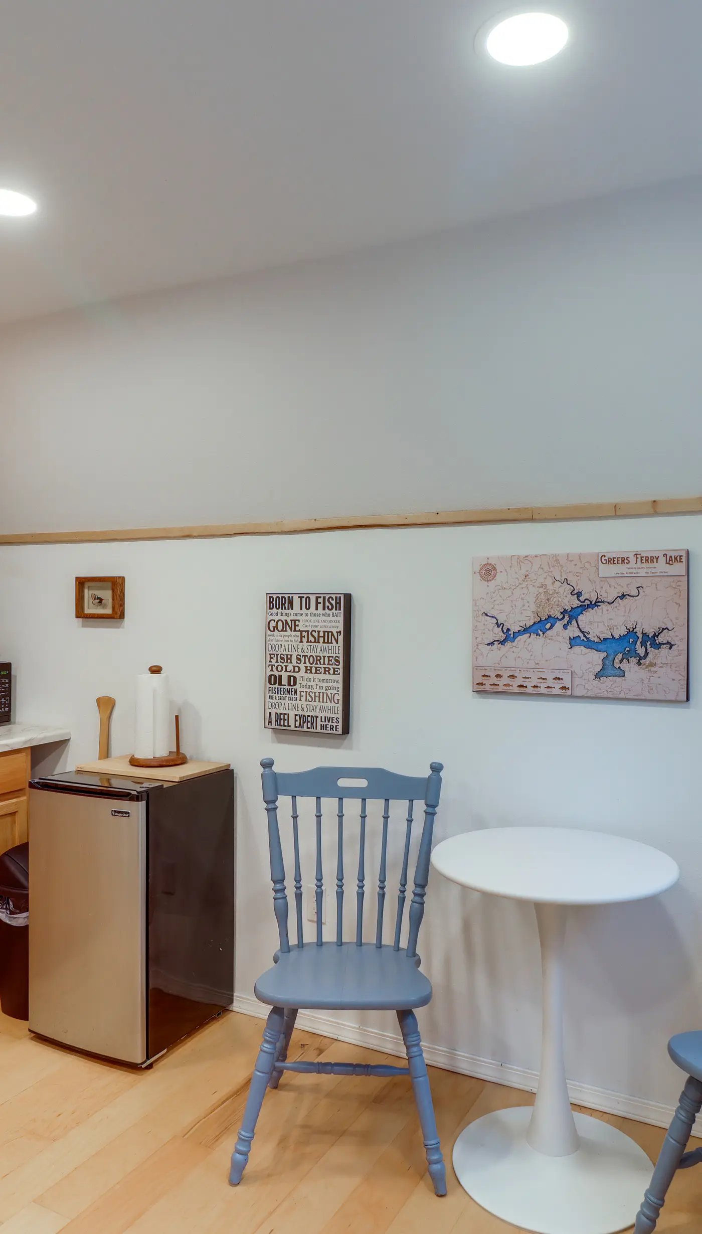 Higden Studio w/ Shared Patio, Yard Games, Grills!