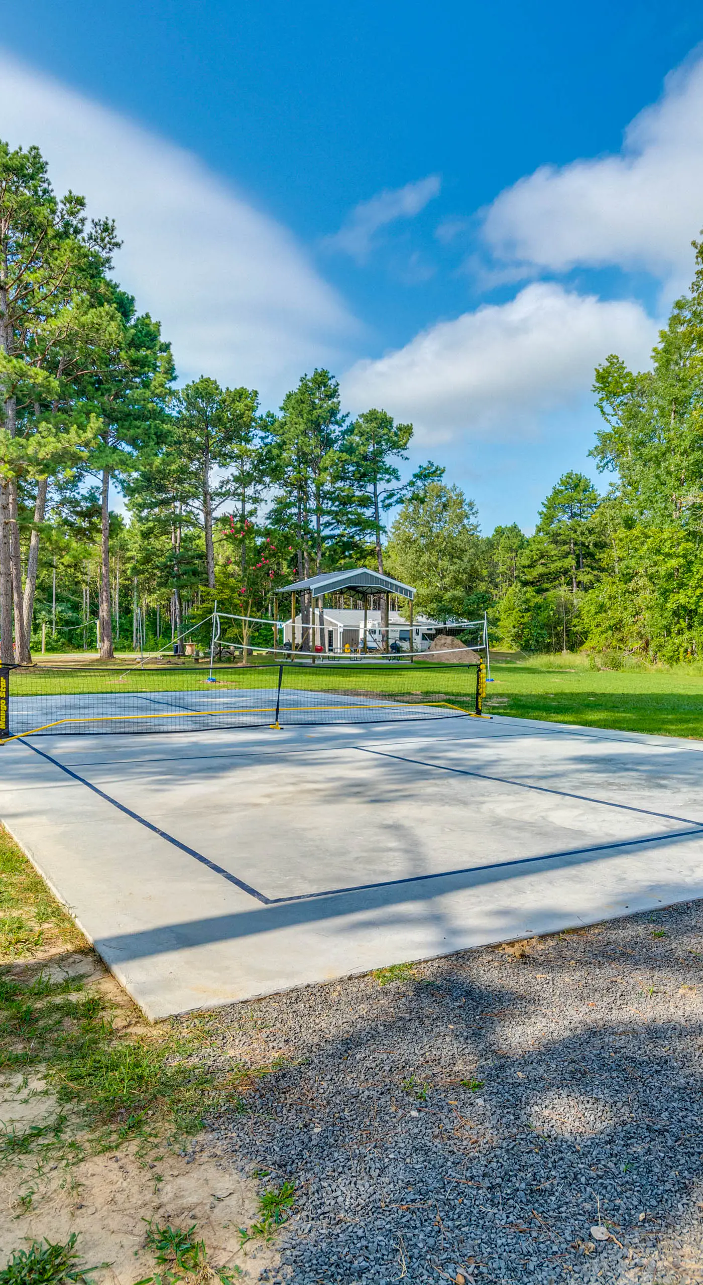 Higden Studio w/ Private Deck < 1 Mi to Lake!
