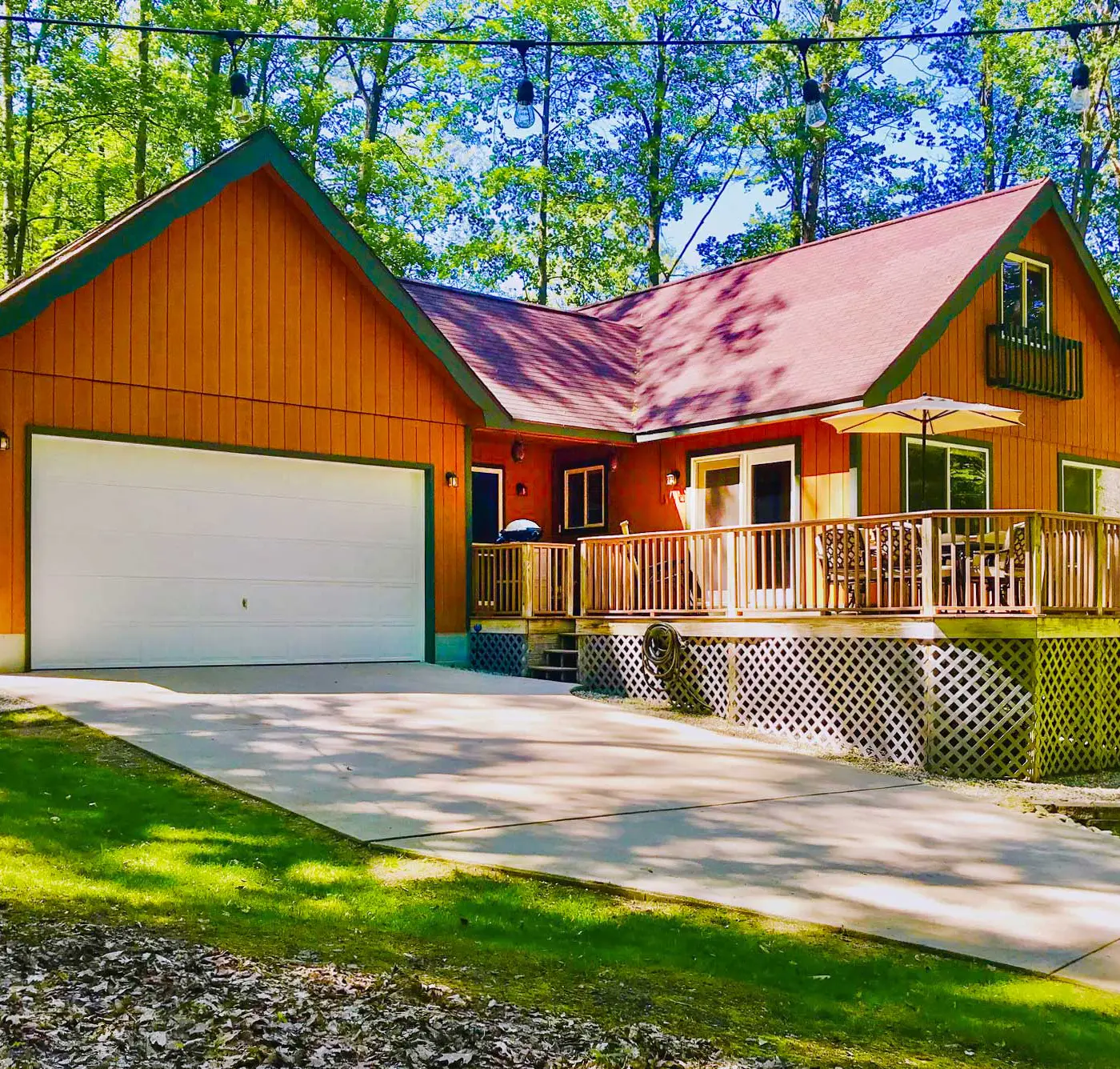 Higgins Lake Retreat - Hike, Swim, Relax!