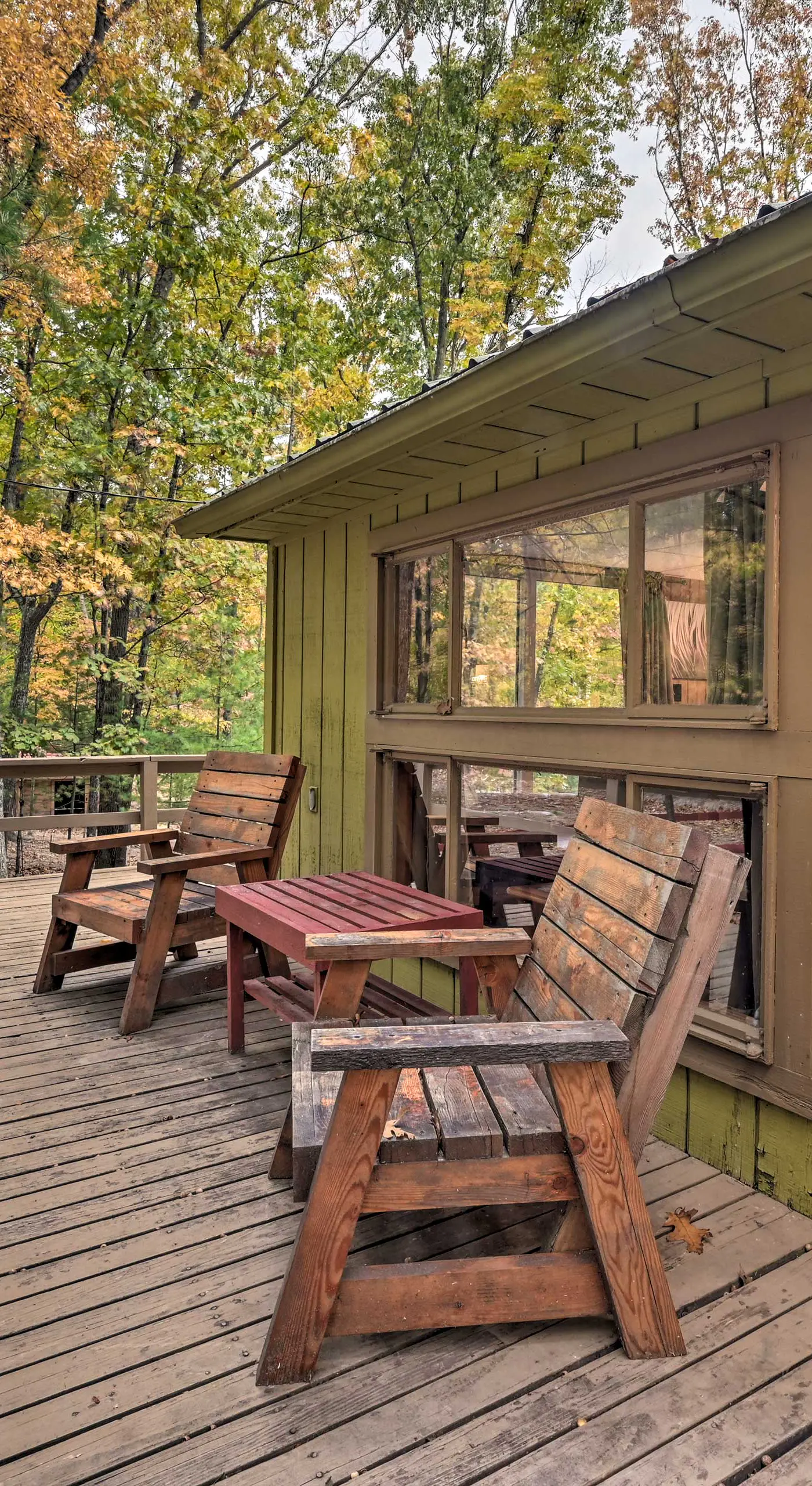 5 Mi to Raystown Lake Launch: ‘Lucas McCain Cabin’