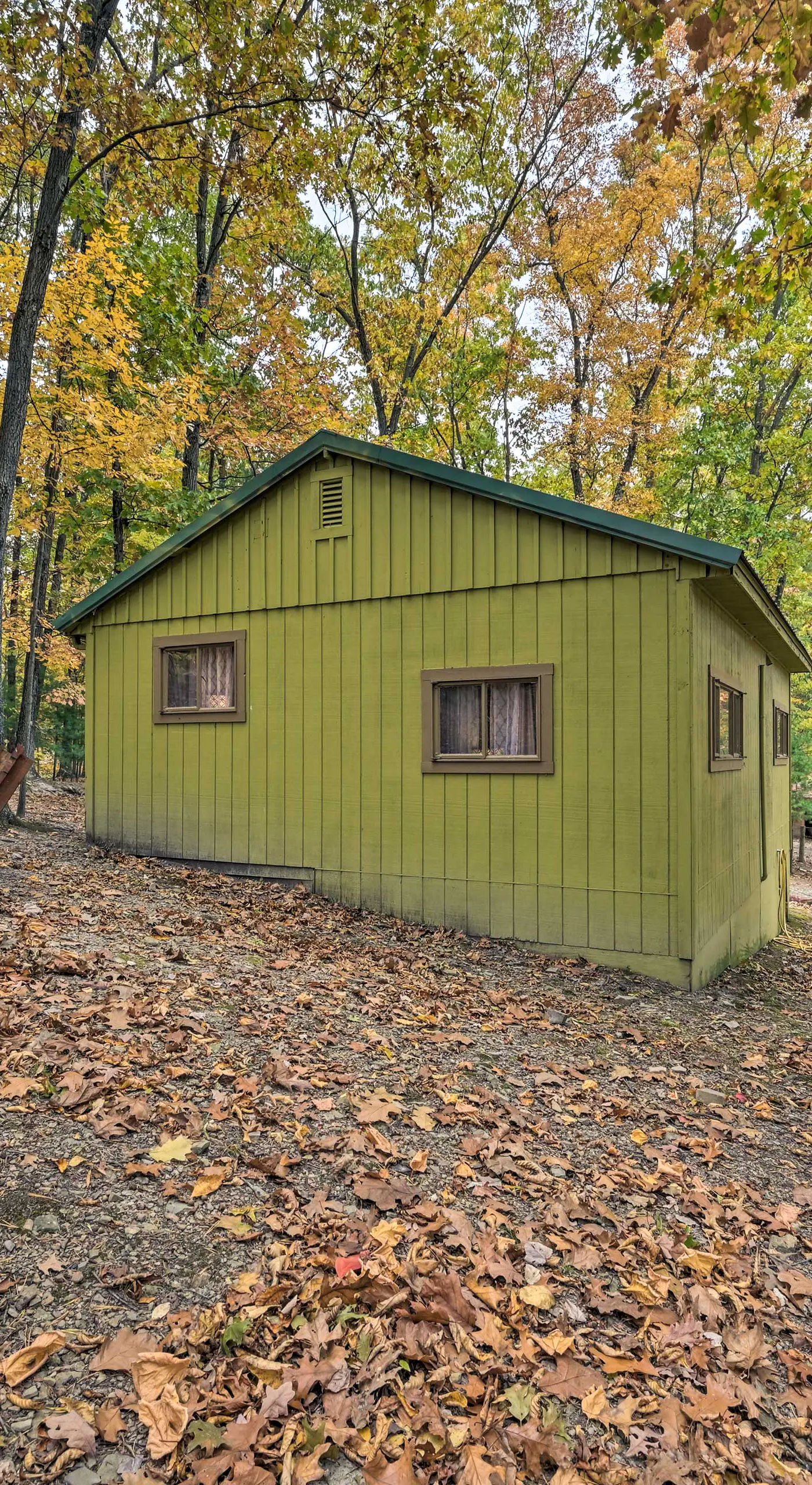 5 Mi to Raystown Lake Launch: ‘Lucas McCain Cabin’