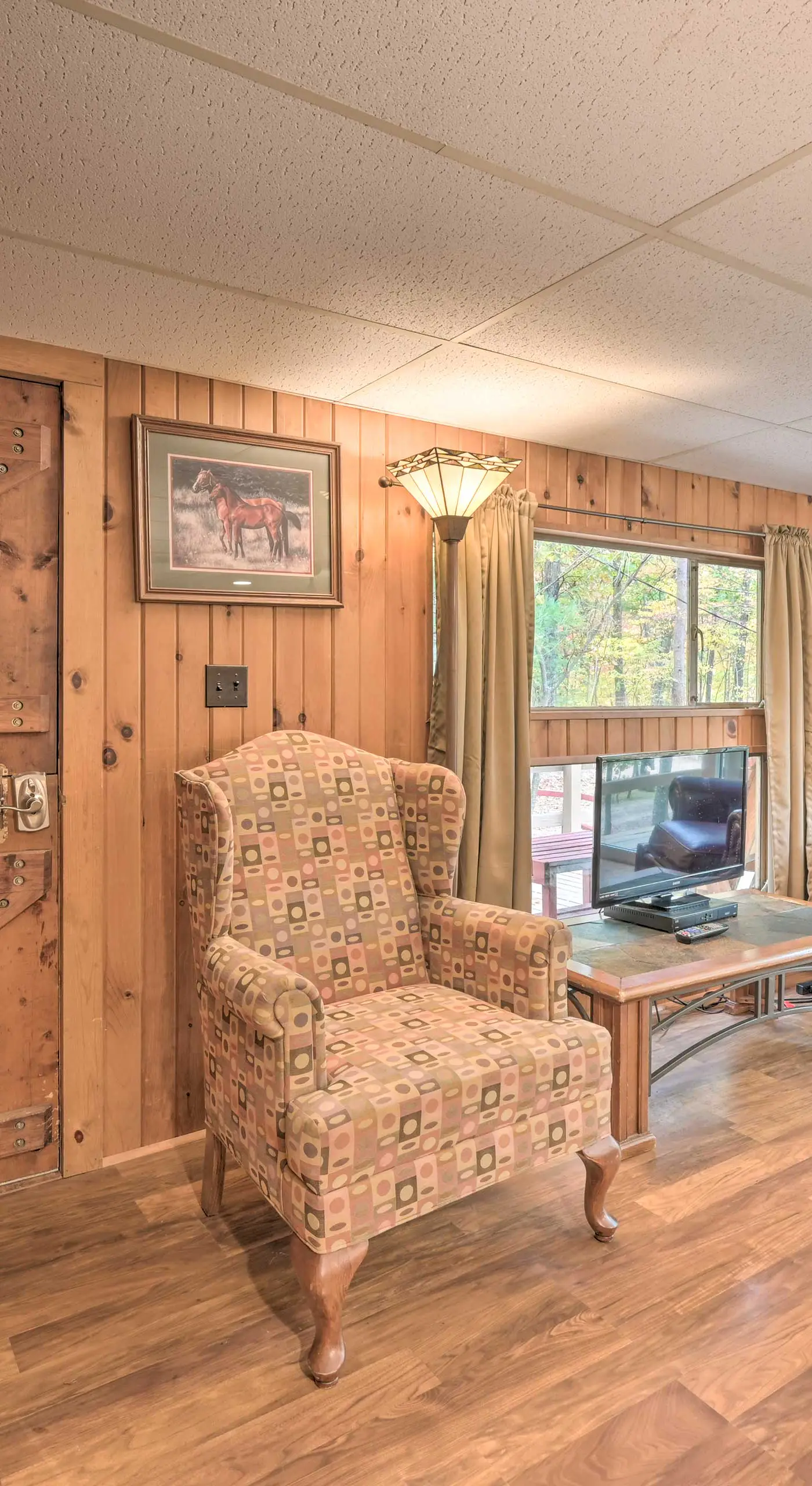 5 Mi to Raystown Lake Launch: ‘Lucas McCain Cabin’