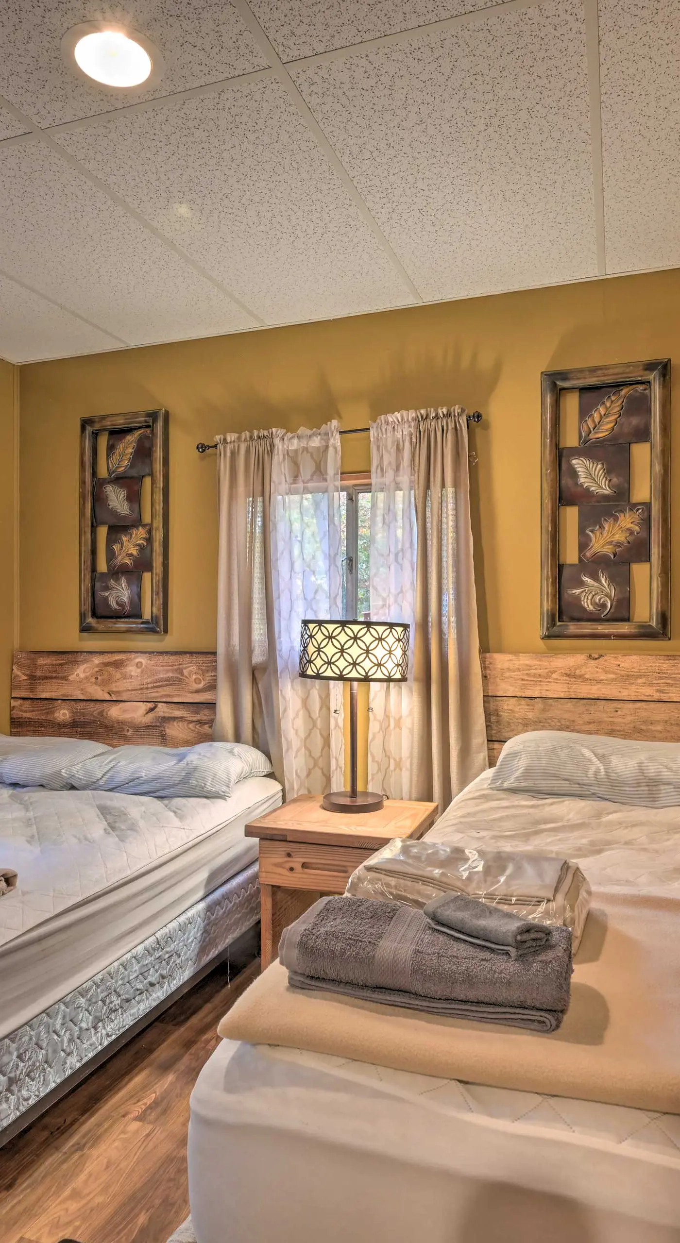 5 Mi to Raystown Lake Launch: ‘Lucas McCain Cabin’