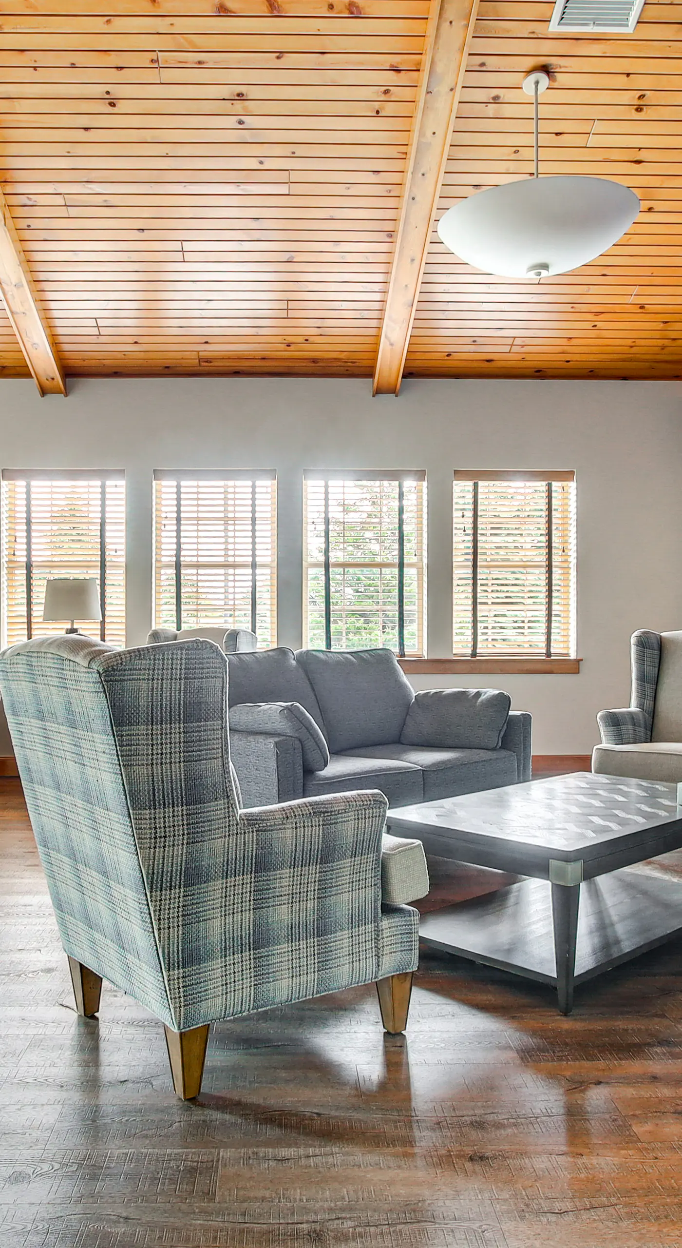 Door County Townhome: Pool Access, 1 Mi to Beach!