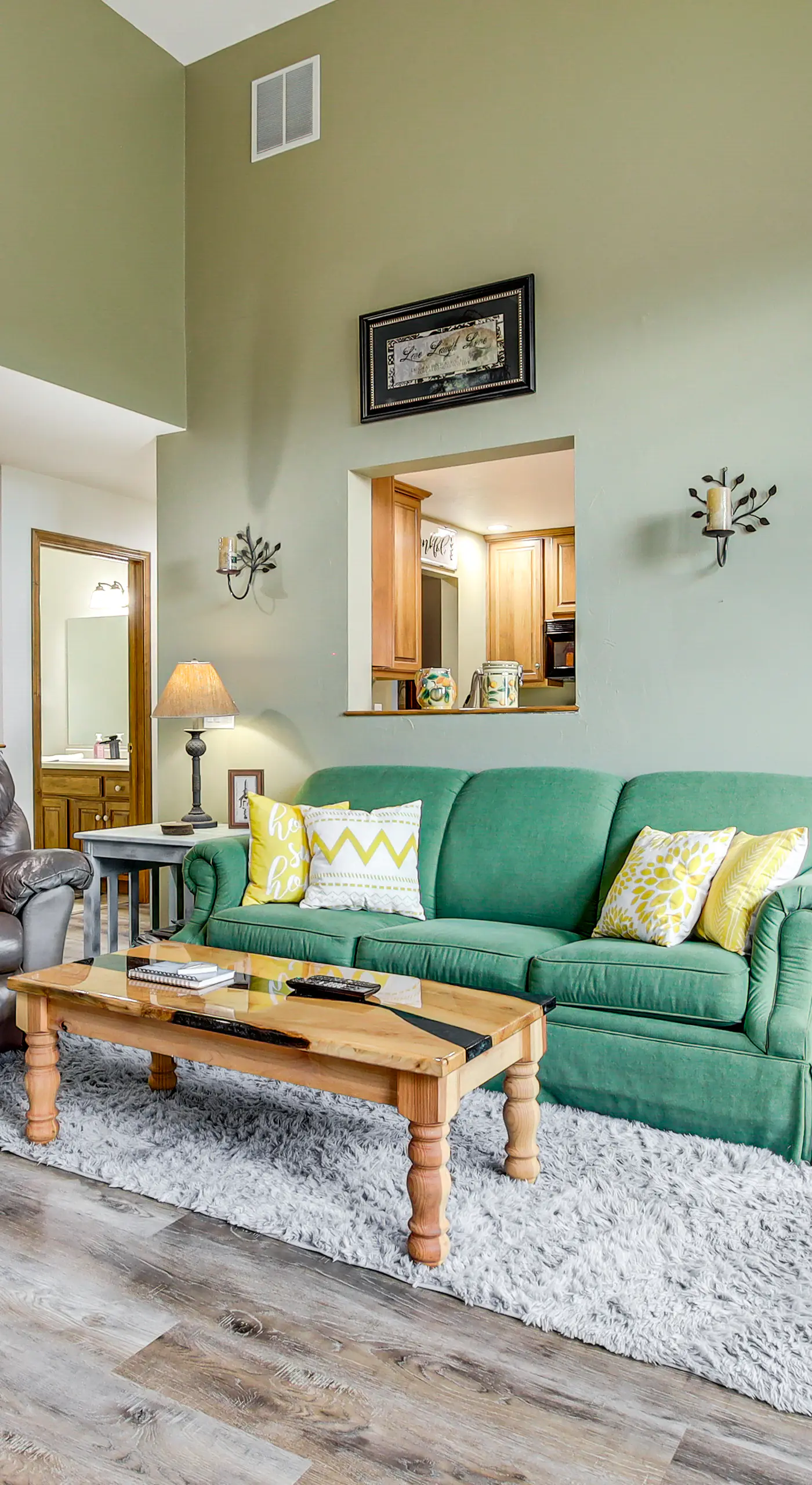 Door County Townhome: Pool Access, 1 Mi to Beach!