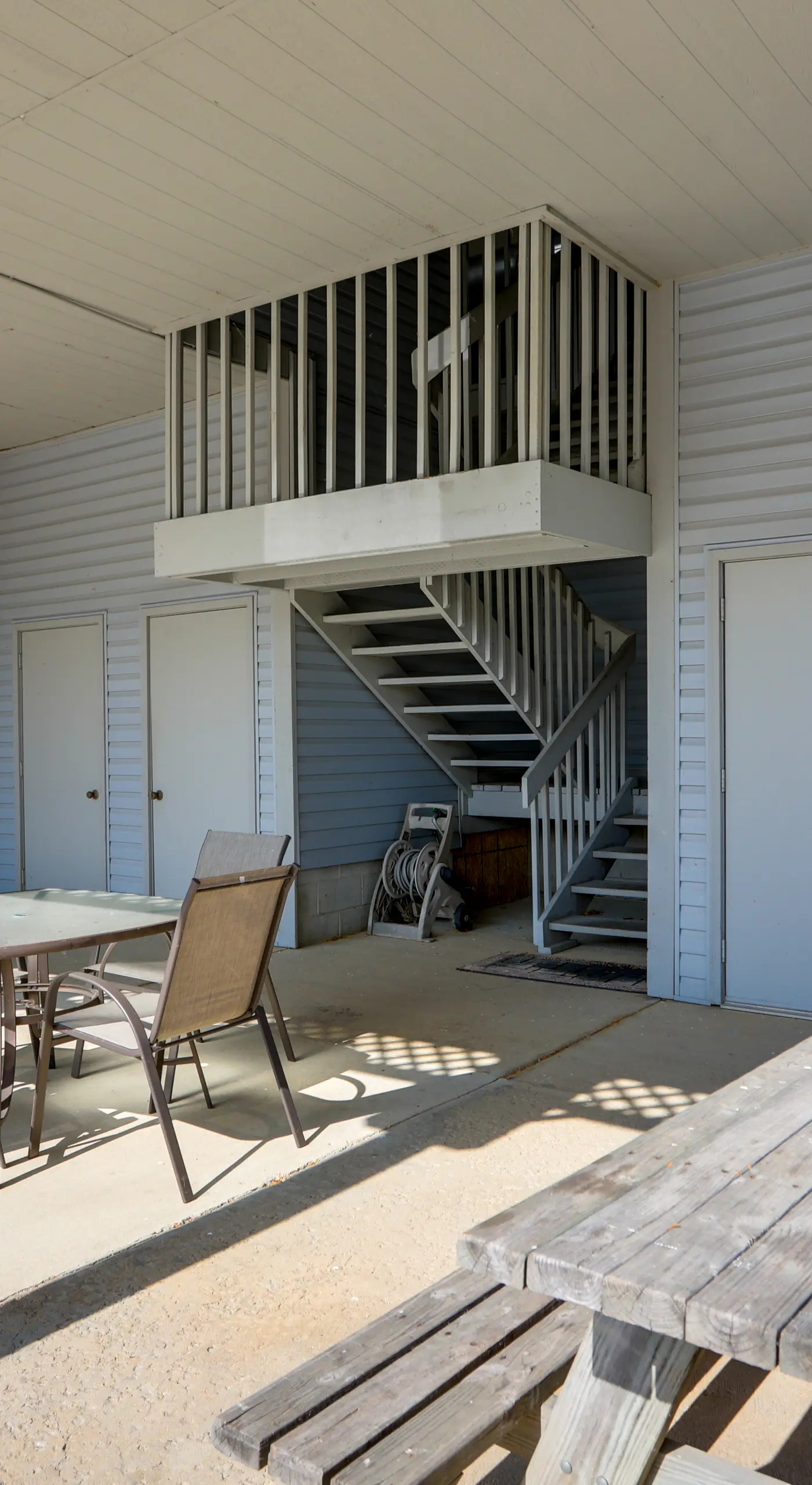 Pet-Friendly Oak Harbor Condo: Walk to Lake!