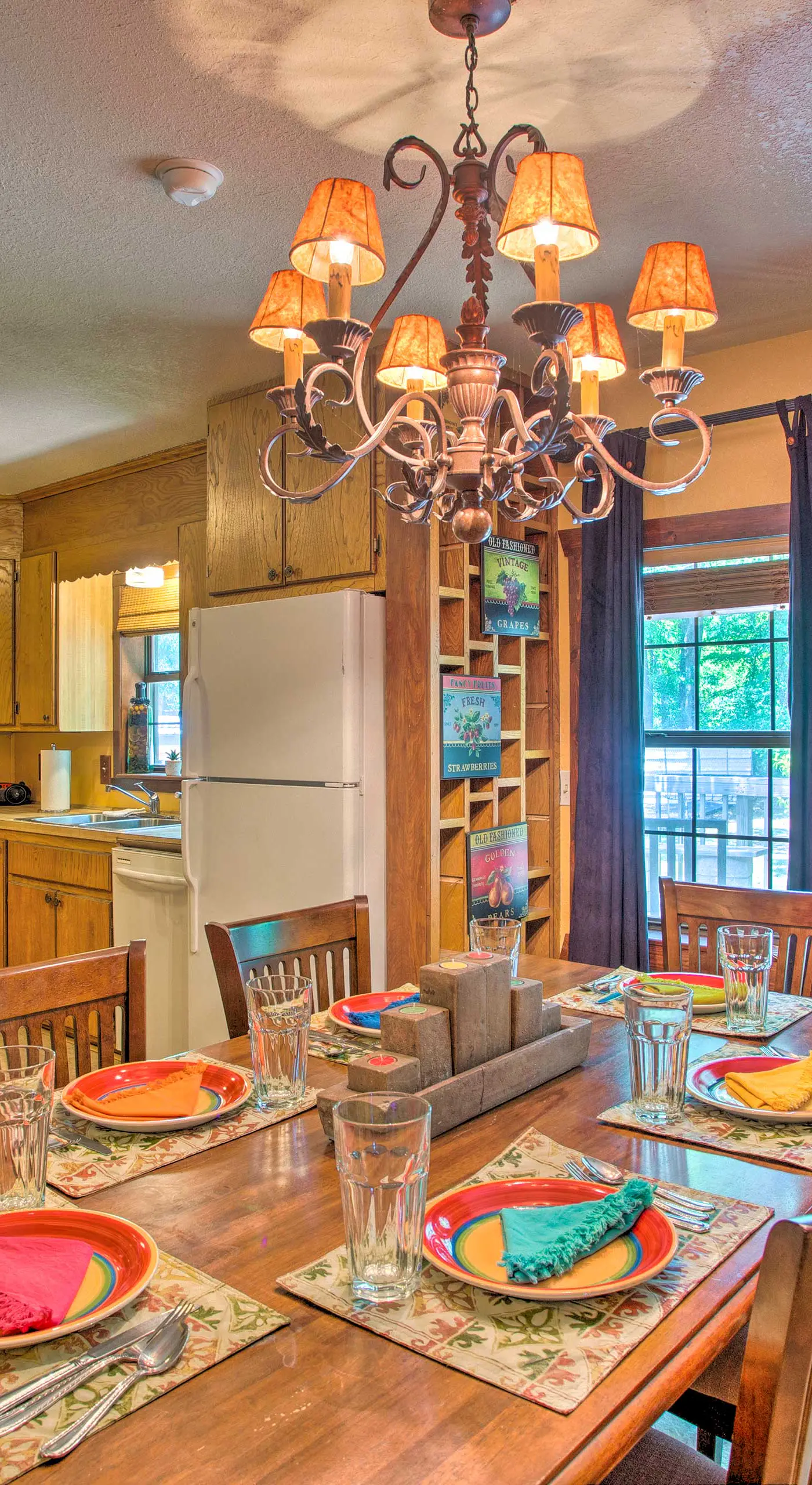 Pet-Friendly Kingston Home w/ Boat Ramp Access!
