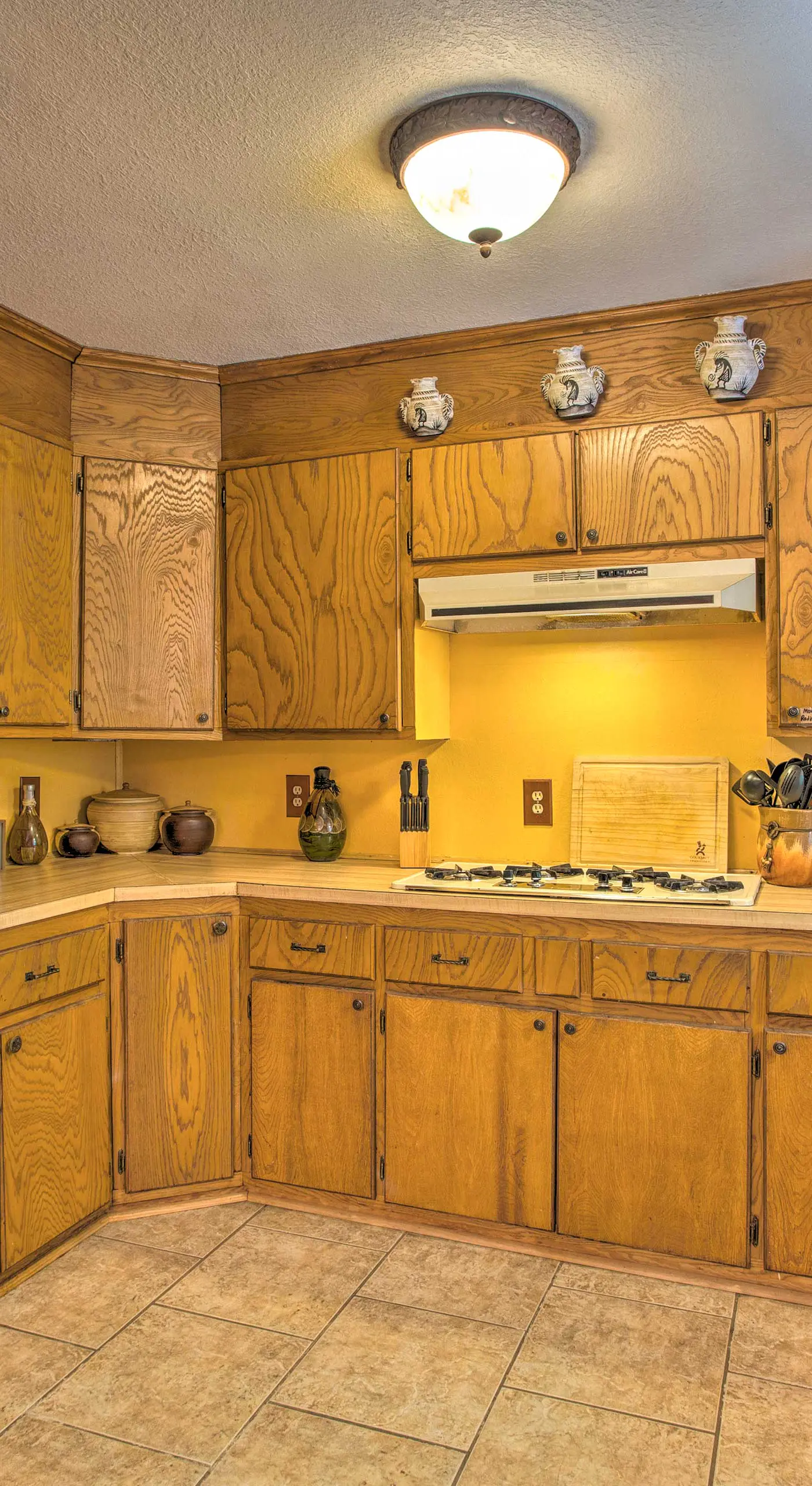 Pet-Friendly Kingston Home w/ Boat Ramp Access!
