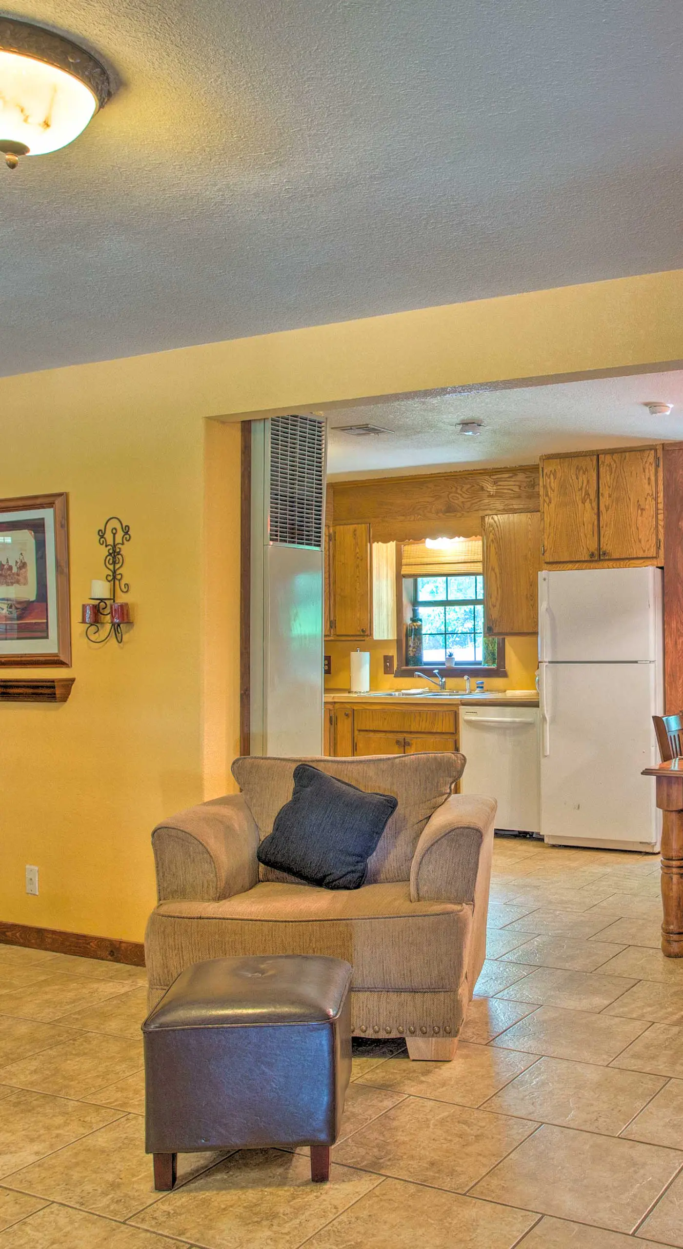 Pet-Friendly Kingston Home w/ Boat Ramp Access!