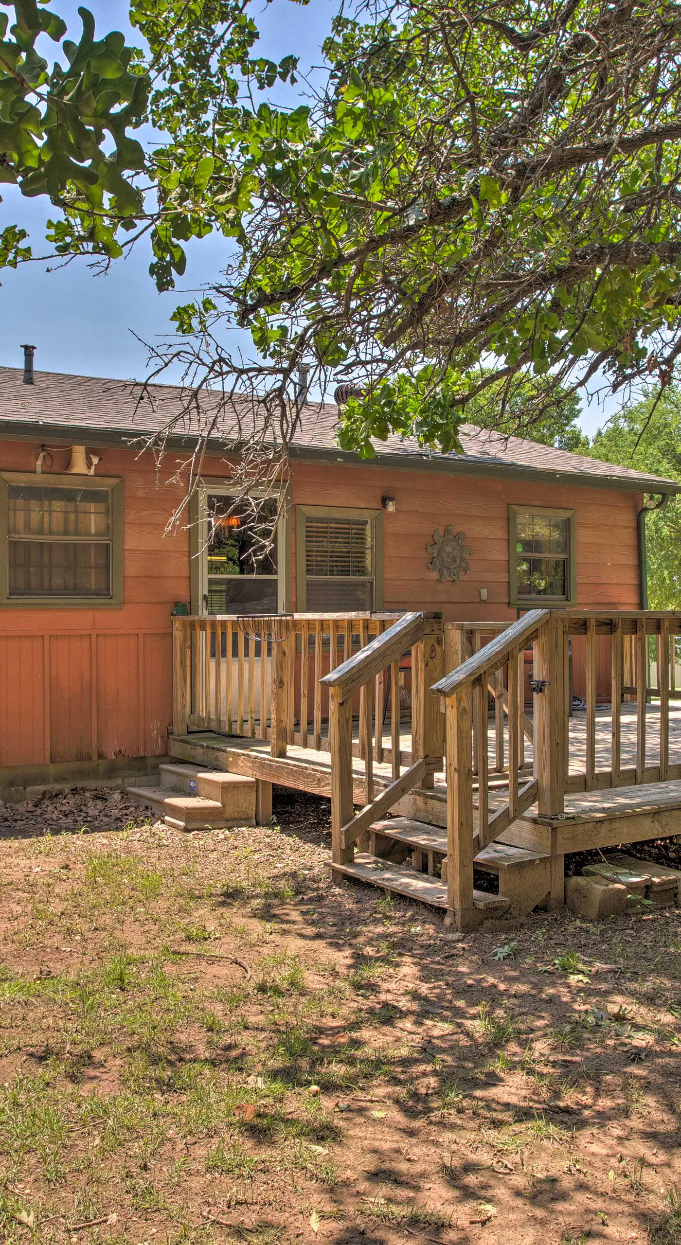 Pet-Friendly Kingston Home w/ Boat Ramp Access!