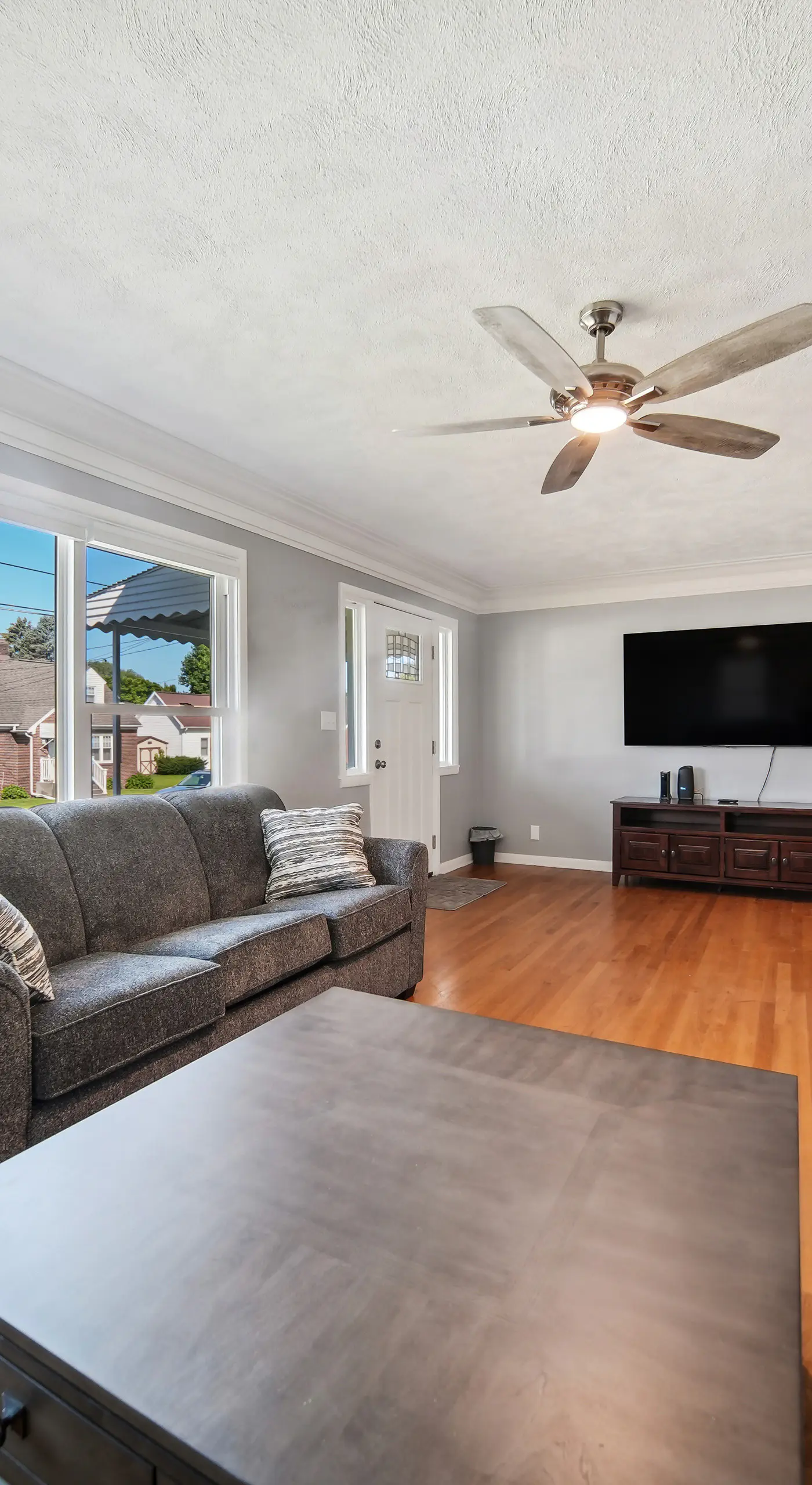 Charming Erie Home ~ 2 Mi to Downtown Delights!