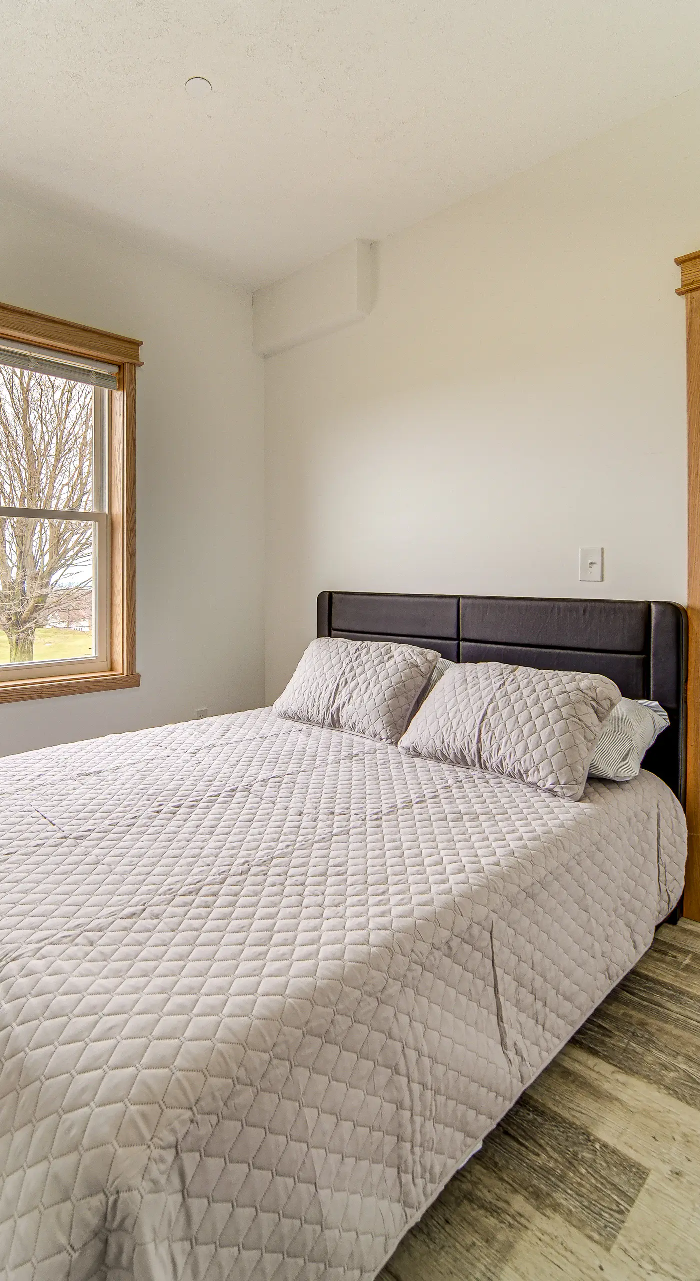 4 Mi to Lake Erie: Condo w/ Golf Course Views!