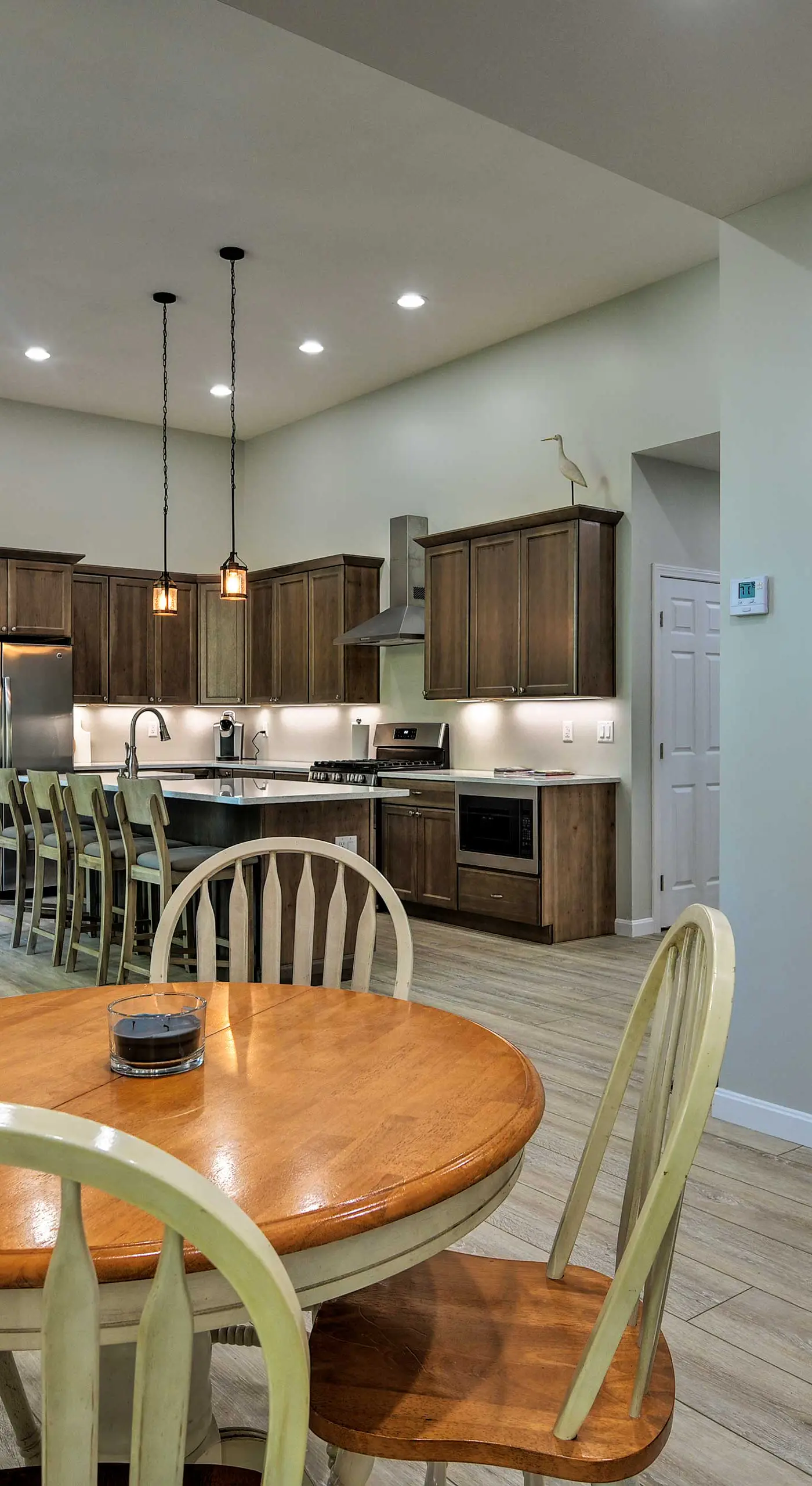 Covered Deck, Grill & Game Room: Gilford House!
